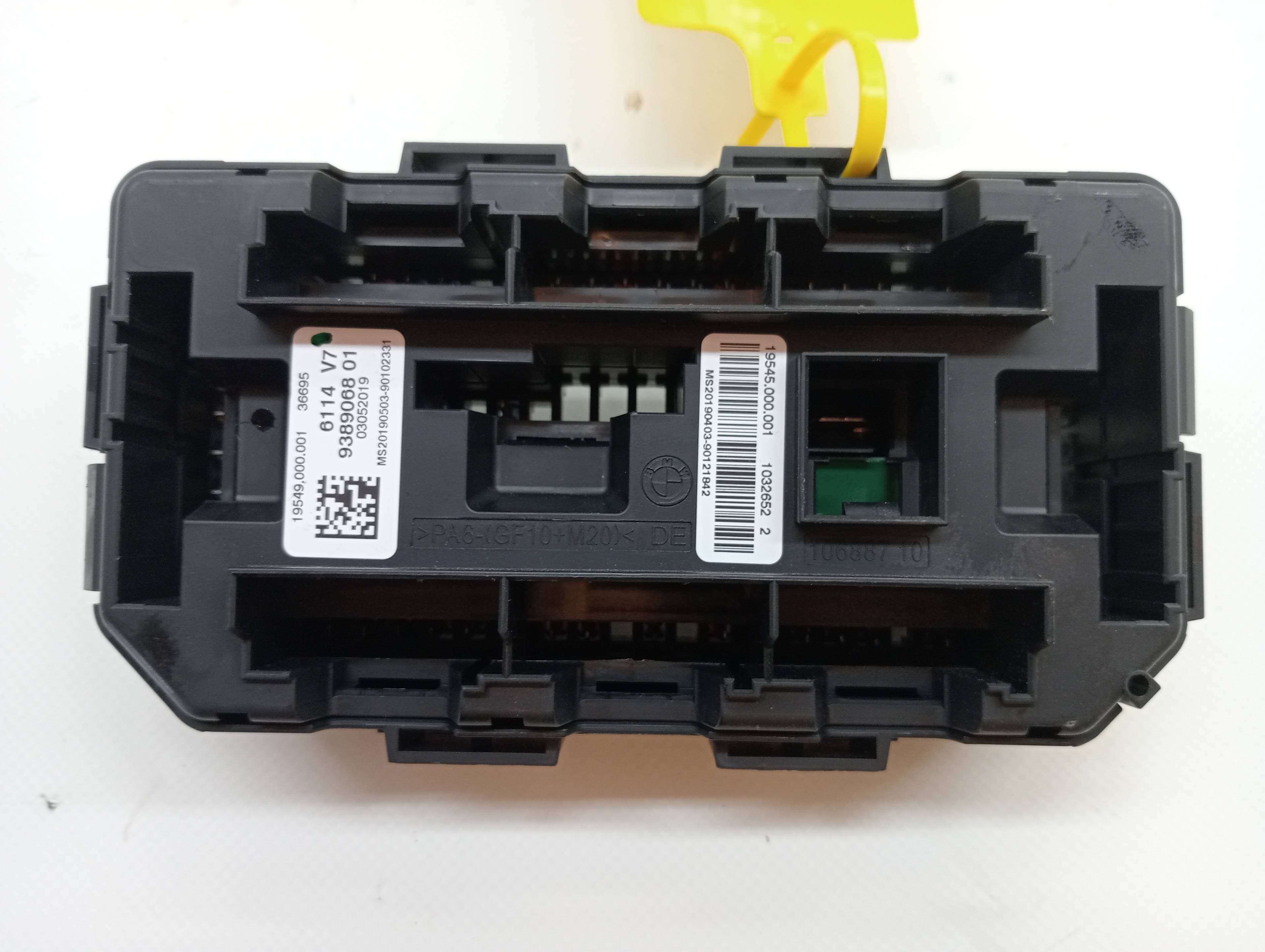Caja reles / fusibles BMW SERIE 1 LIM 2