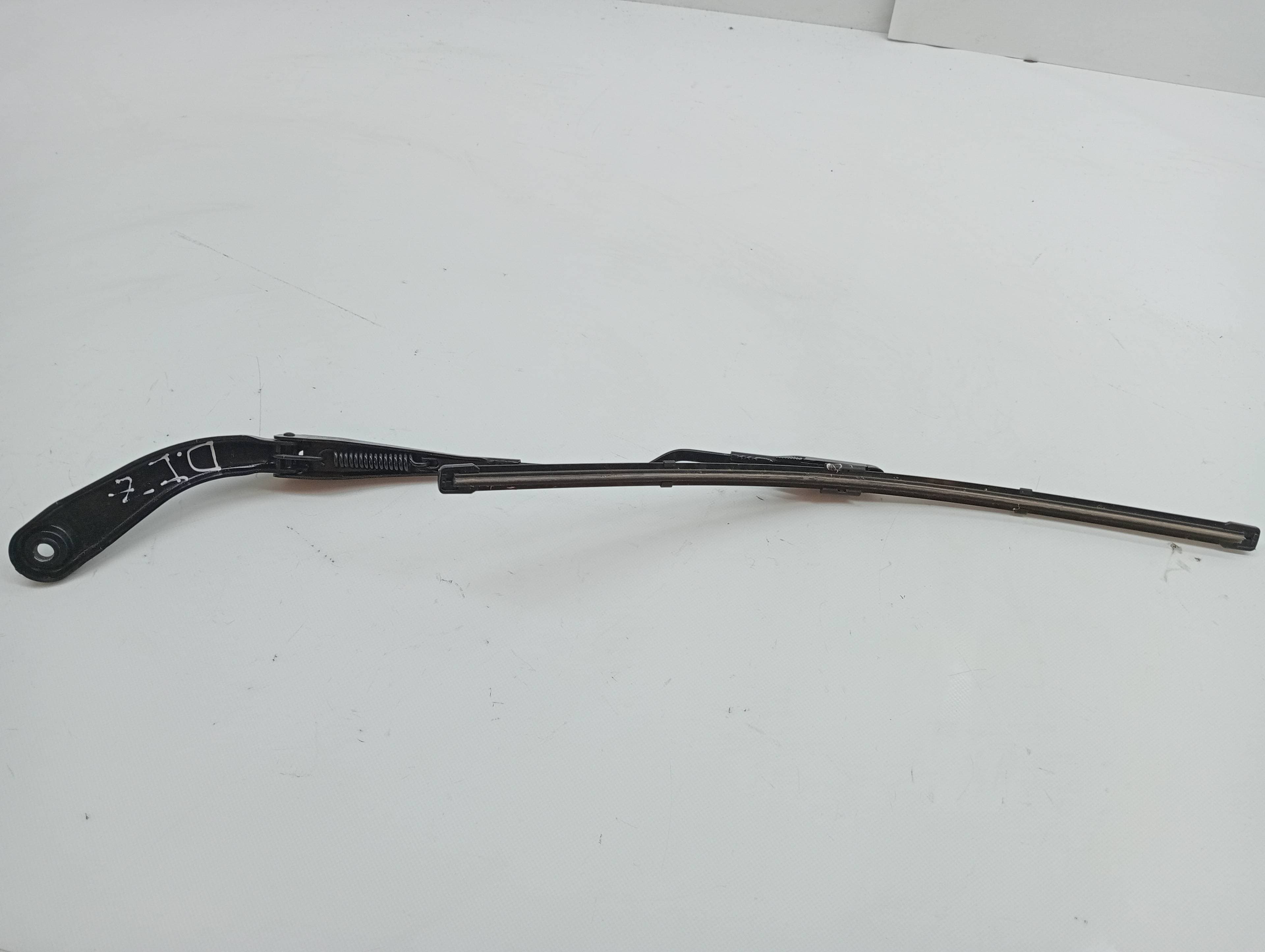 Brazo limpia delantero izquierdo BMW SERIE 1 LIM 2
