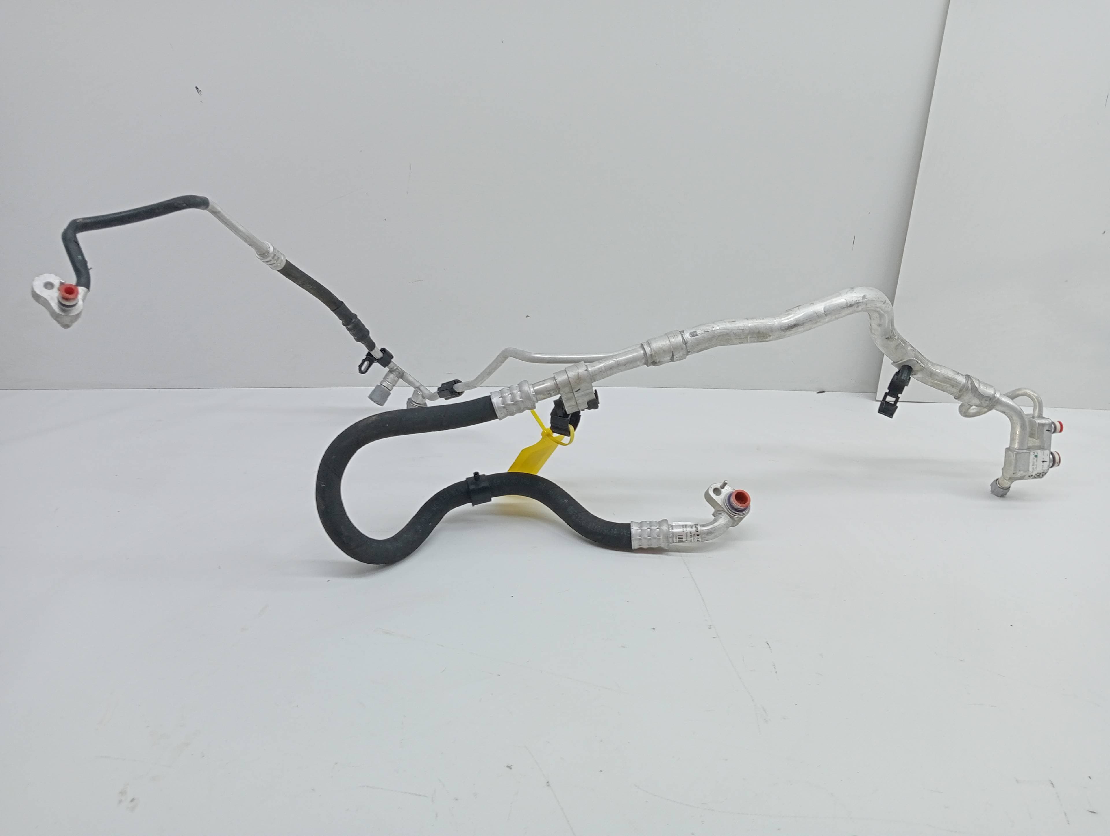 Recambio BMW SERIE 1 LIM ref. 64539337127 2