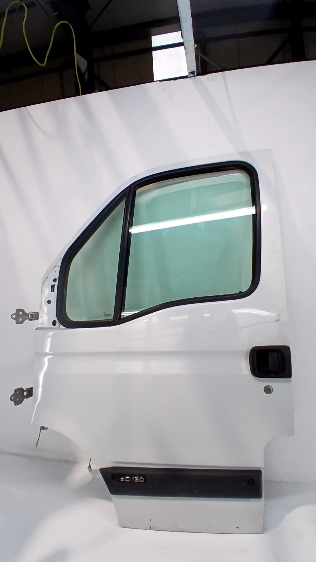 Puerta delantera izquierda RENAULT MASTER II PHASE 2 CAJA CERRADA