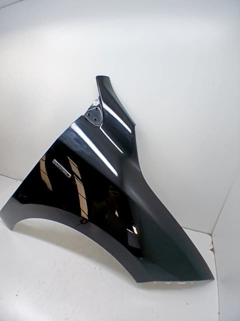 Aleta delantera derecha RENAULT MEGANE III BERLINA 5 P 2