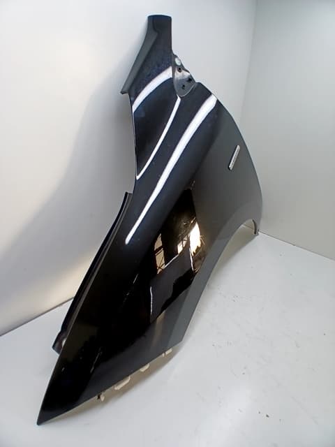 Aleta delantera izquierda RENAULT MEGANE III BERLINA 5 P 3