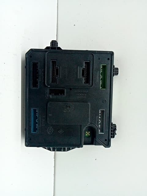 Modulo electronico RENAULT MEGANE III BERLINA 5 P 3