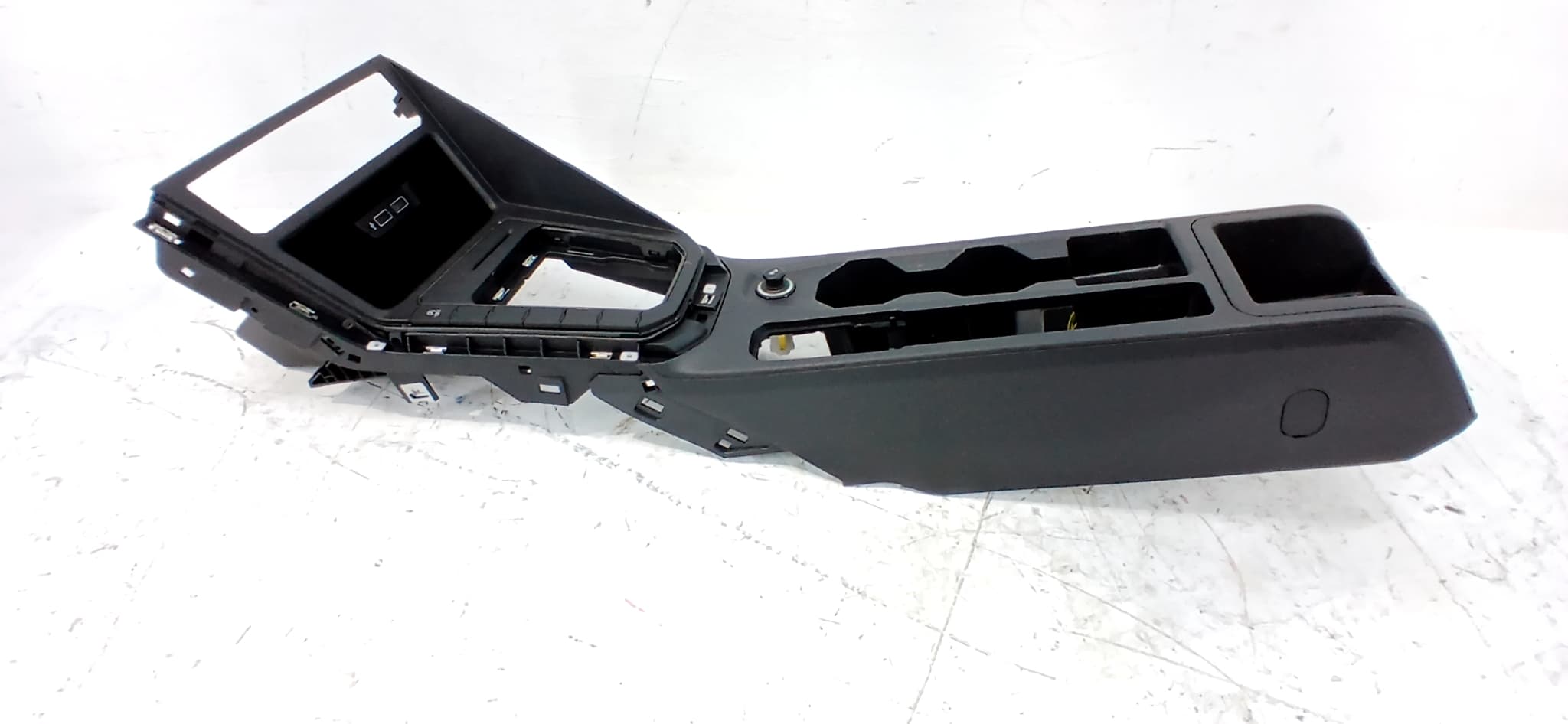 Consola central VOLKSWAGEN POLO