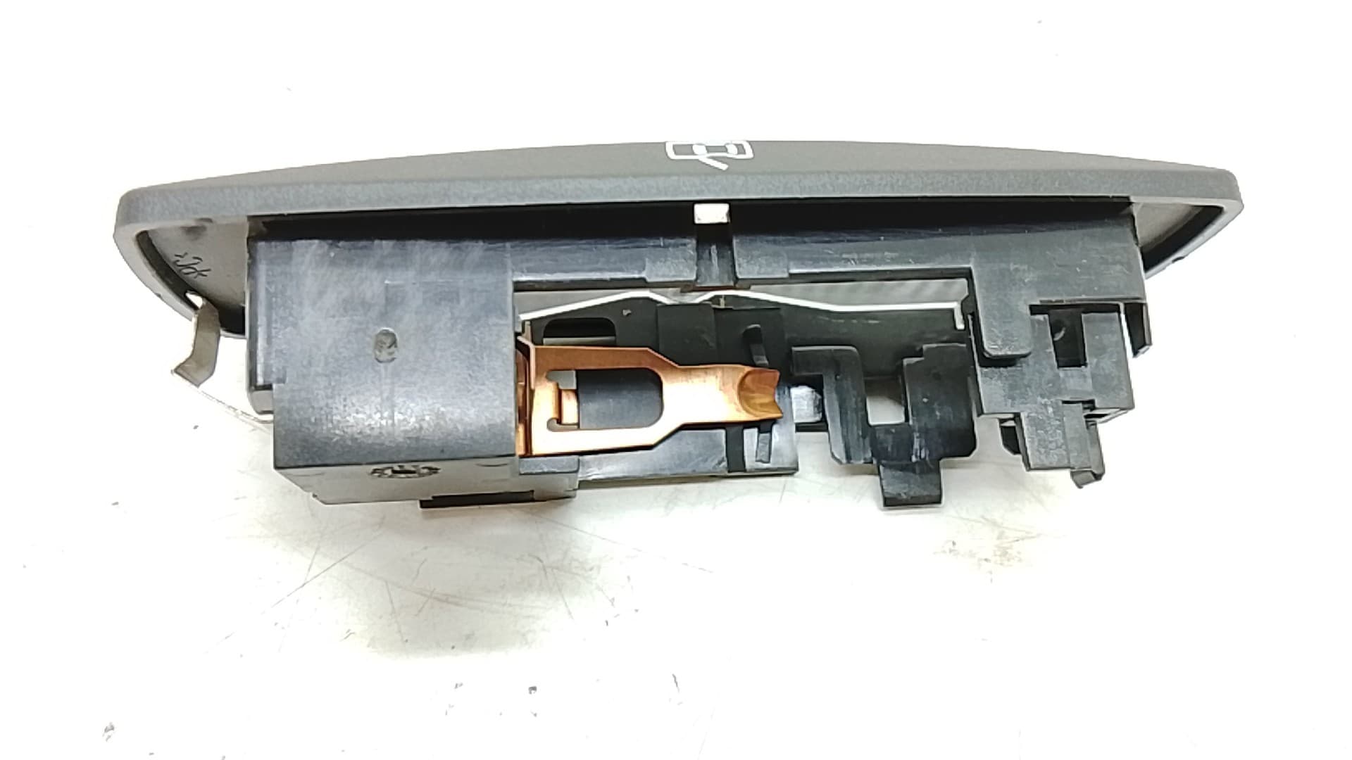 Luz interior VOLKSWAGEN SCIROCCO (137) 3