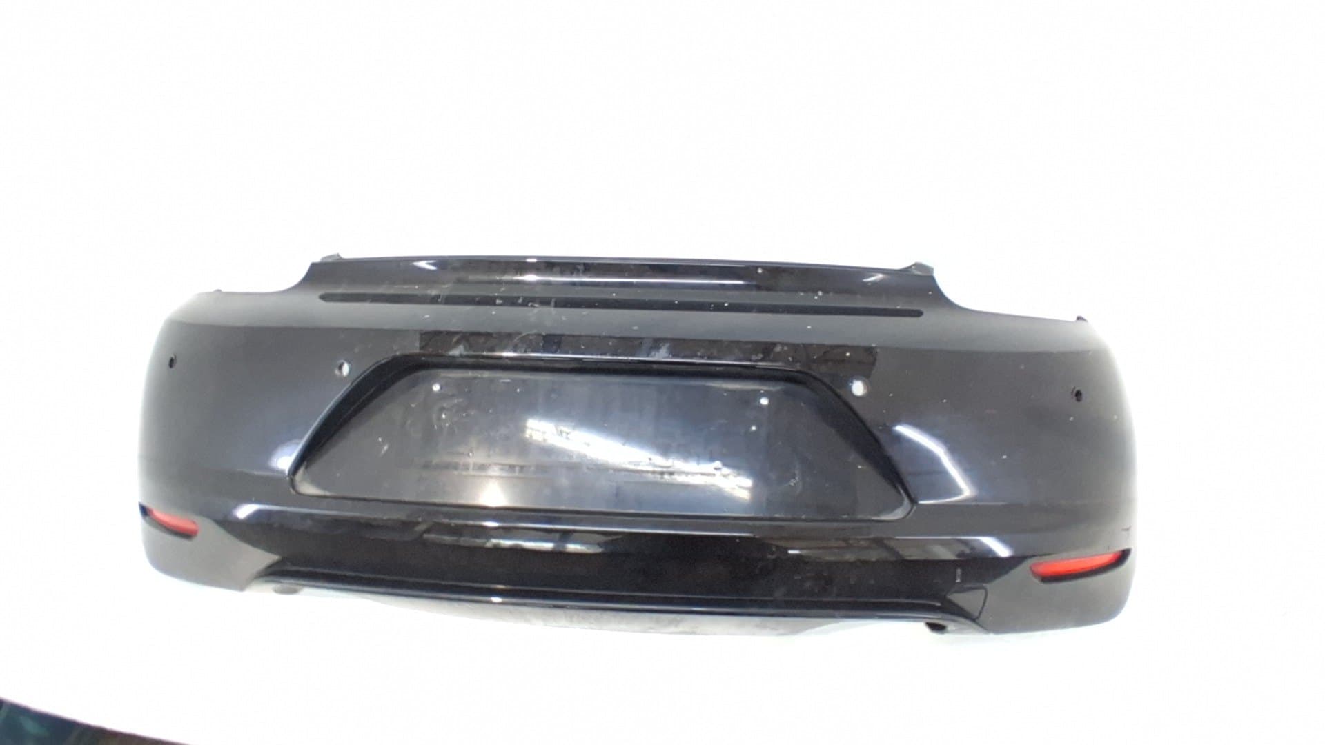 Paragolpes trasero VOLKSWAGEN SCIROCCO (137)