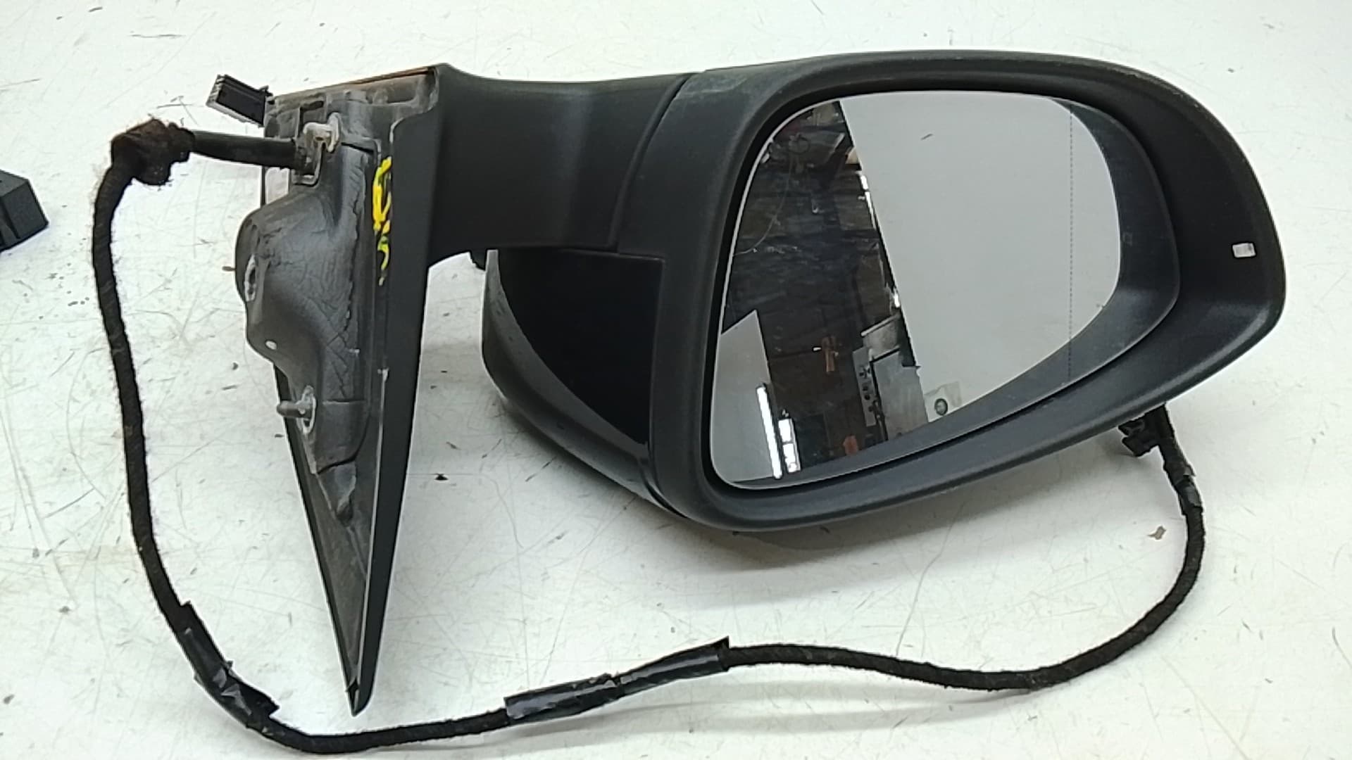 Retrovisor izquierdo VOLKSWAGEN SCIROCCO (137)