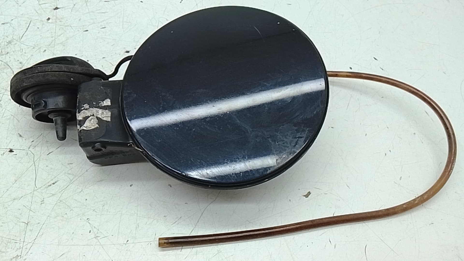 Tapa exterior combustible VOLKSWAGEN SCIROCCO (137)