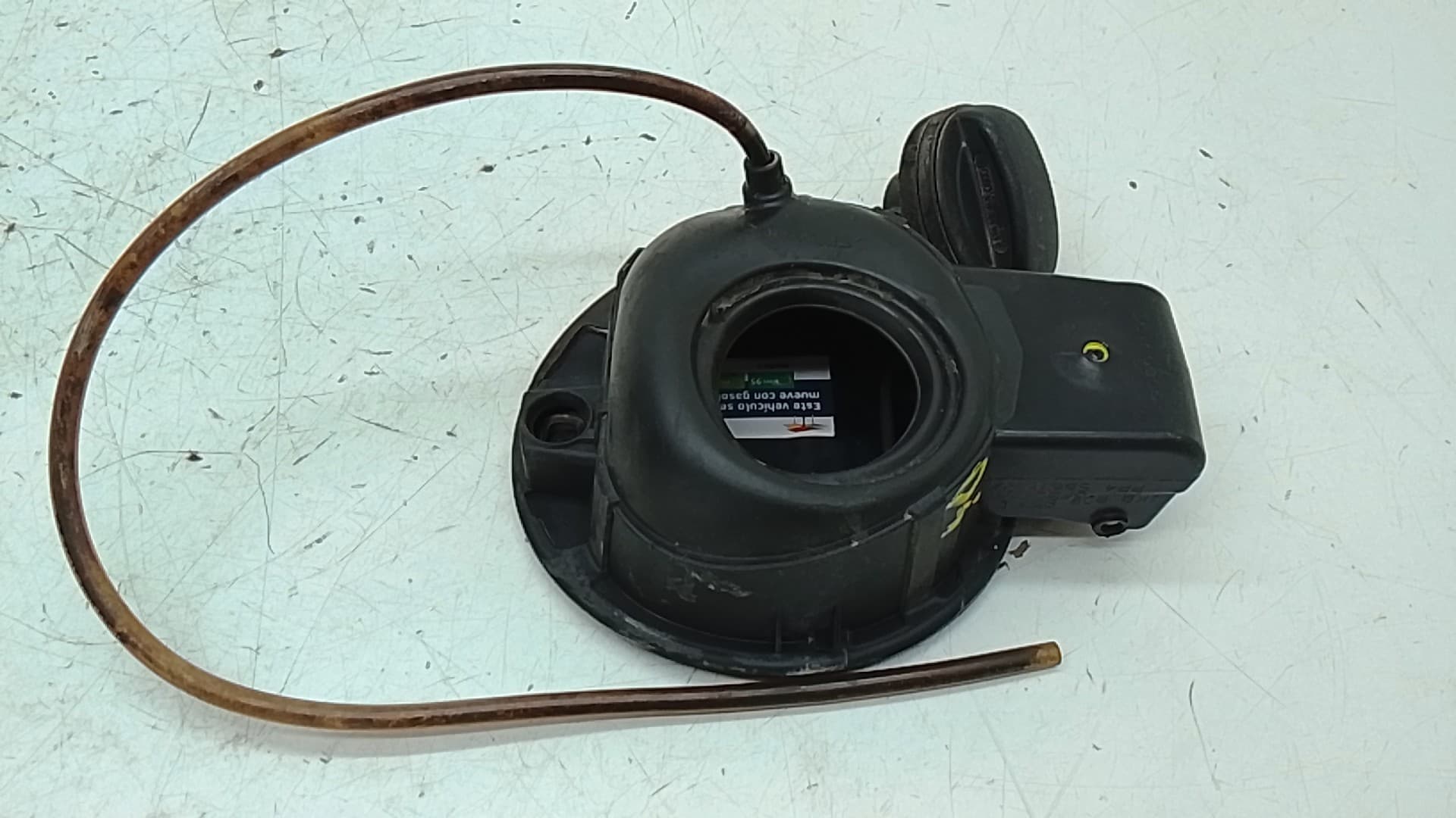 Tapa exterior combustible VOLKSWAGEN SCIROCCO (137) 2