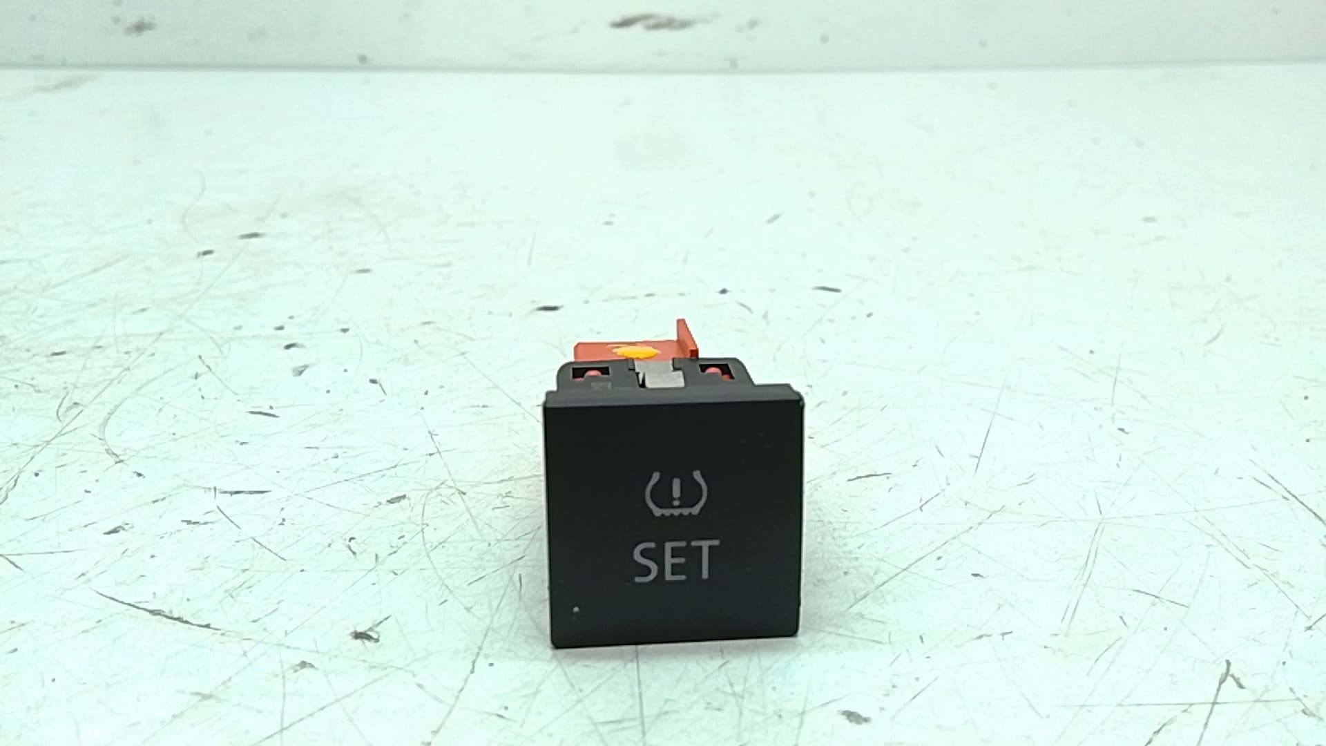 Interruptor VOLKSWAGEN SCIROCCO (137)