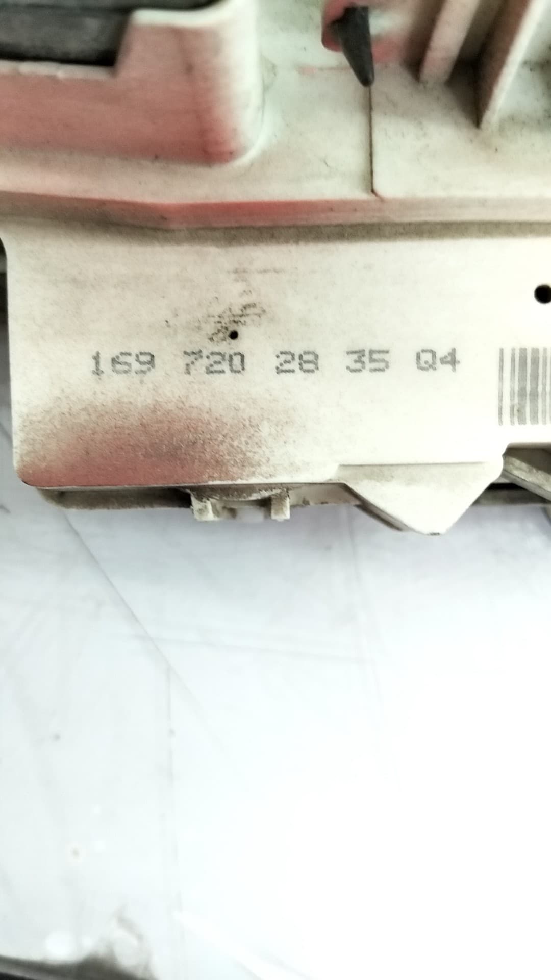 Cerradura puerta delantera derecha MERCEDES-BENZ CLASE A (W169) 2