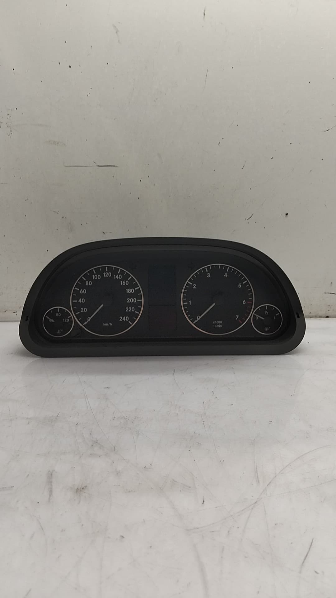 Cuadro instrumentos MERCEDES-BENZ CLASE A (W169)