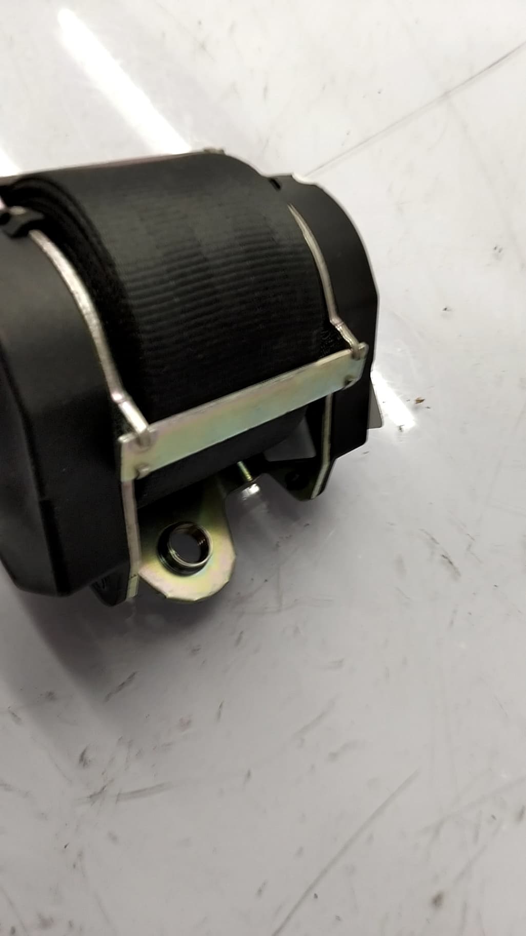 Cinturon seguridad trasero derecho SEAT LEON (1P1) 3