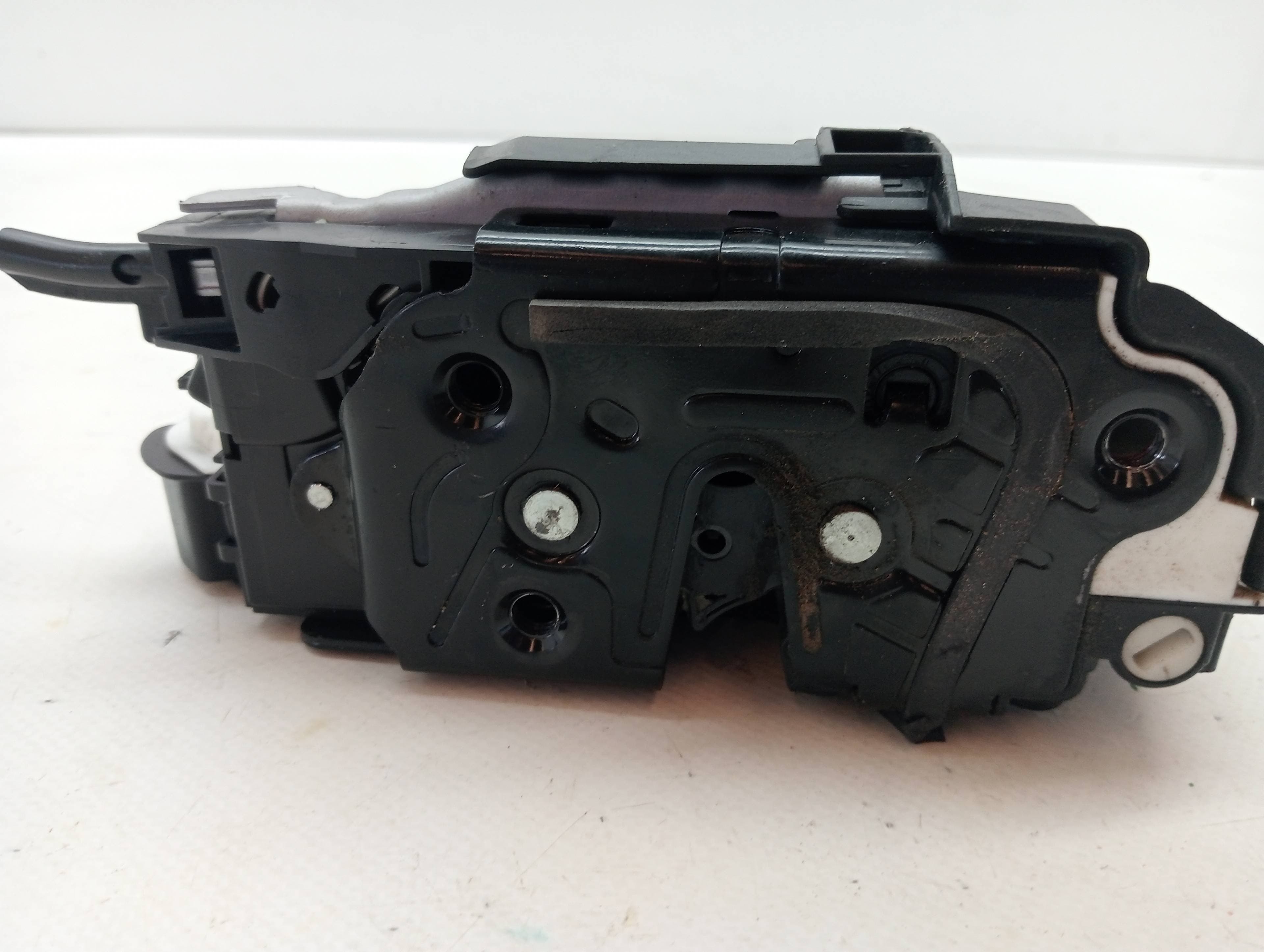 Cerradura puerta trasera izquierda SKODA CITIGO E IV (NE1) 3