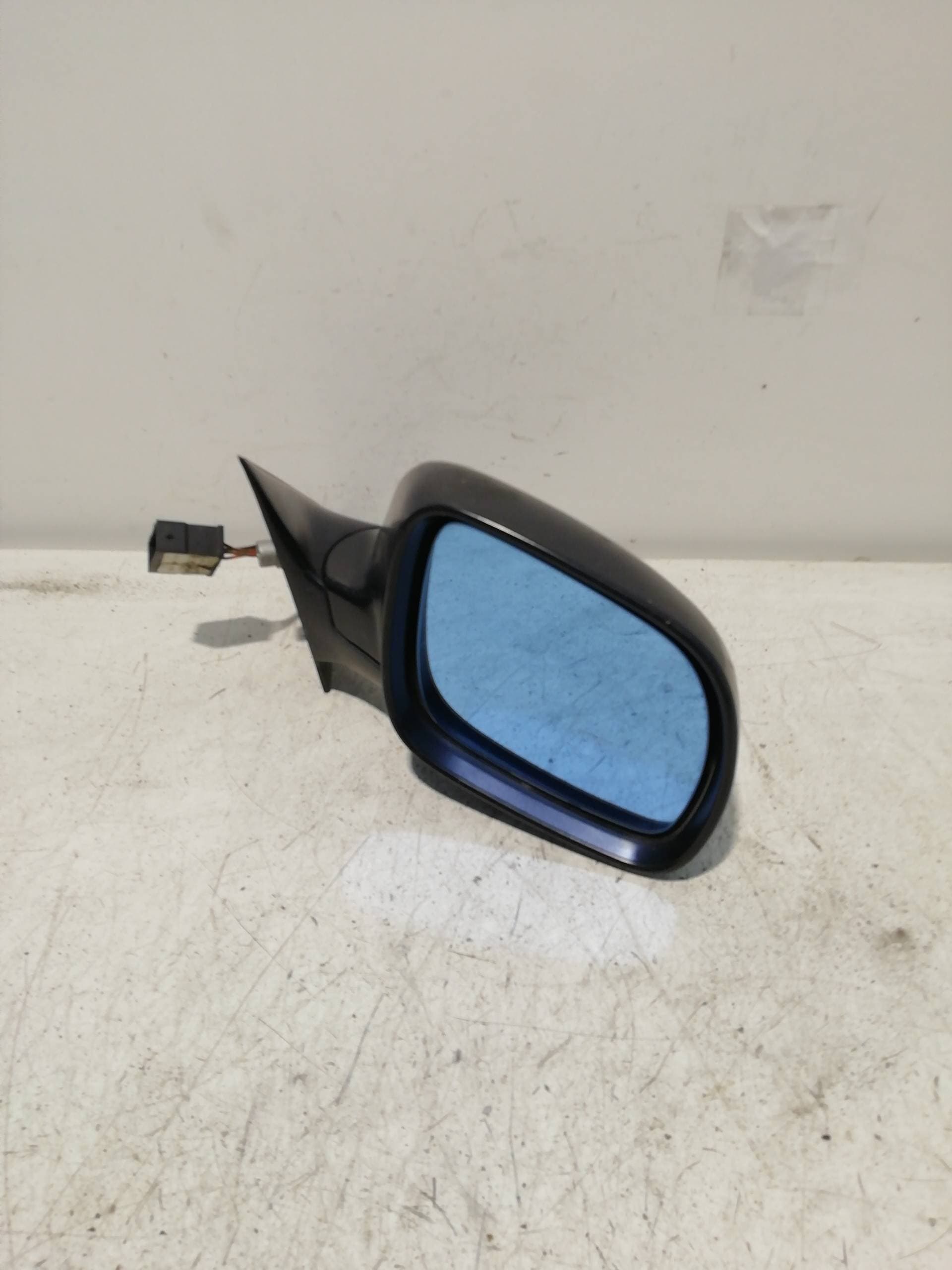 Retrovisor derecho AUDI A4 AVANT (8E)