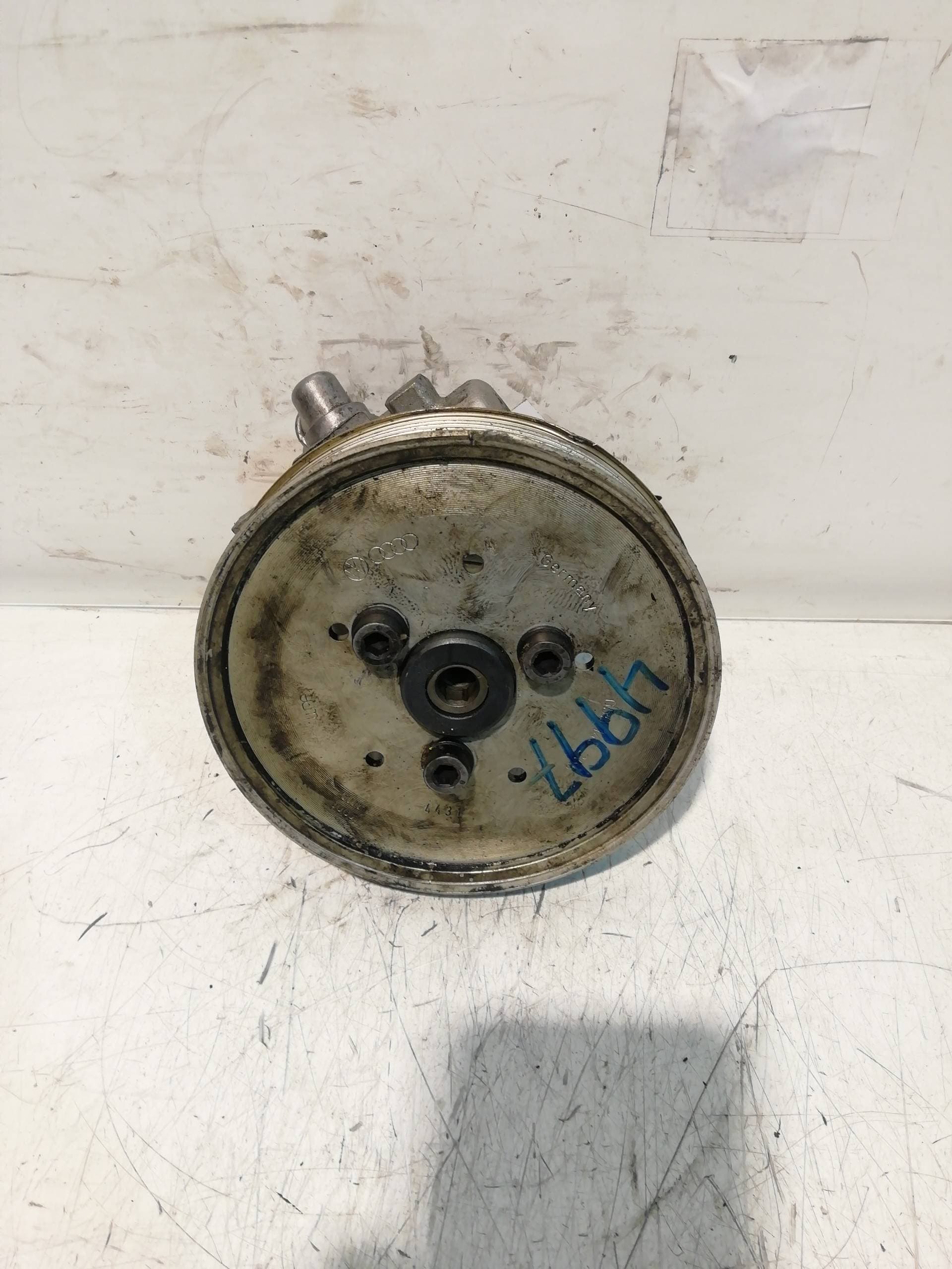 Bomba direccion AUDI A4 AVANT (8E) 4