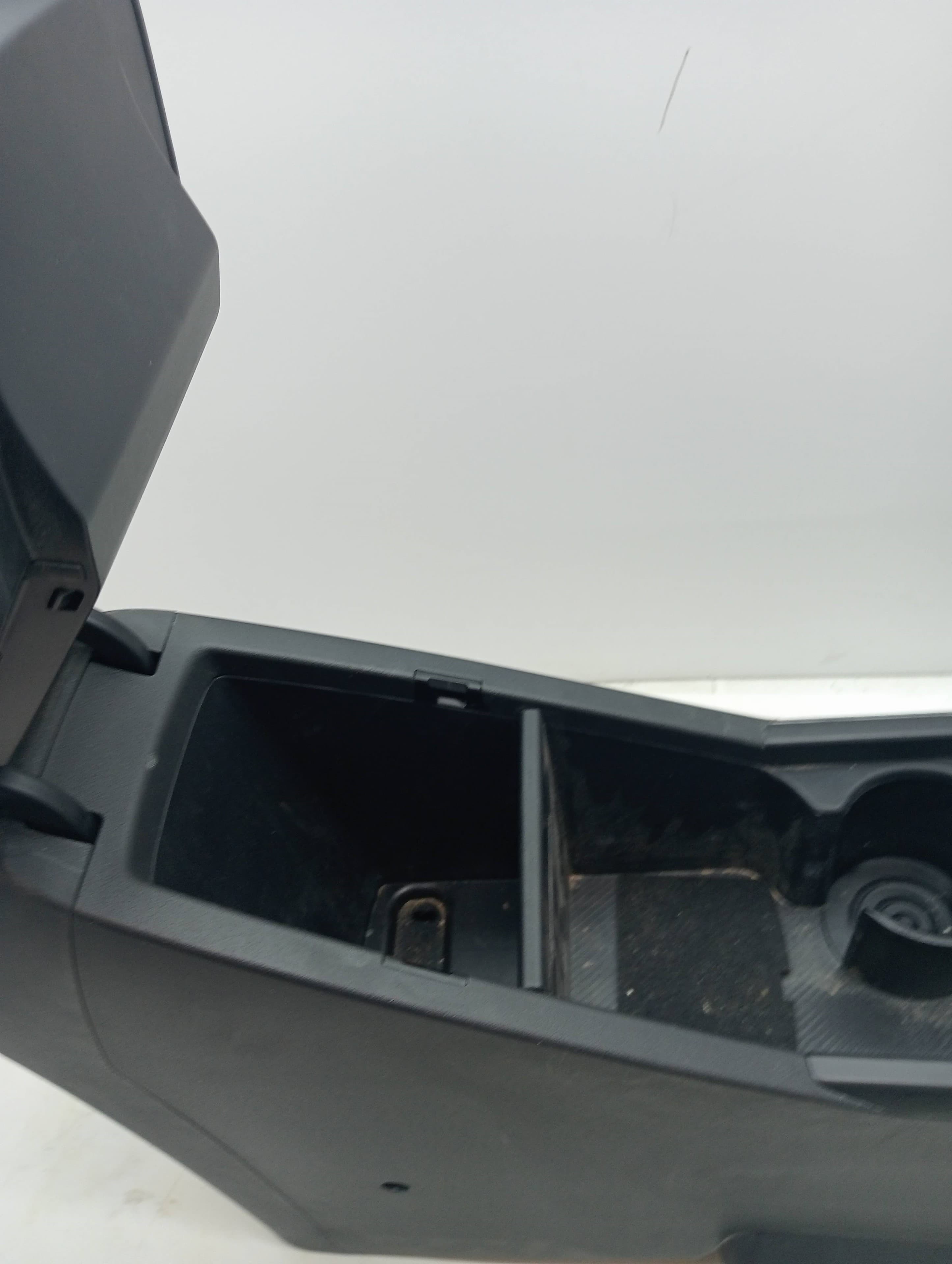 Consola central KIA NIRO 2