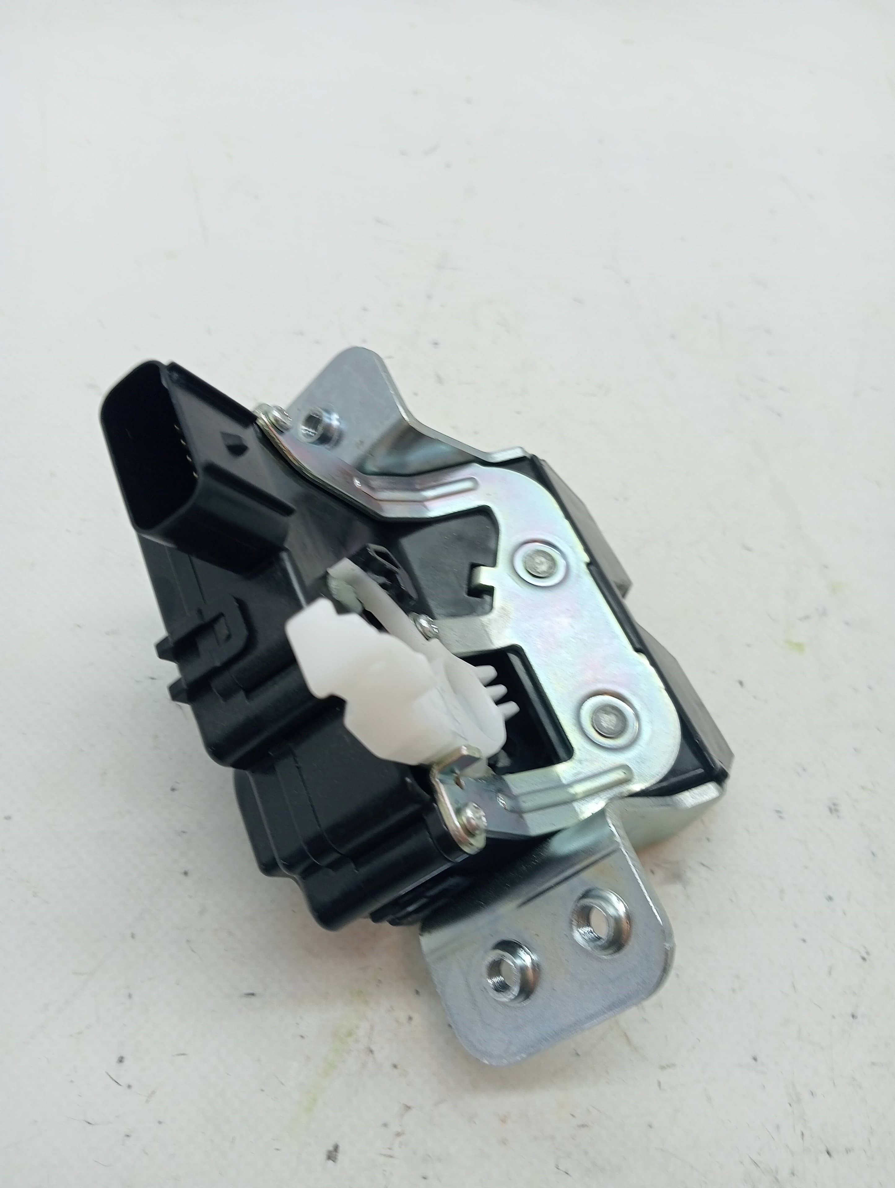 Cerradura maletero / porton KIA NIRO 3