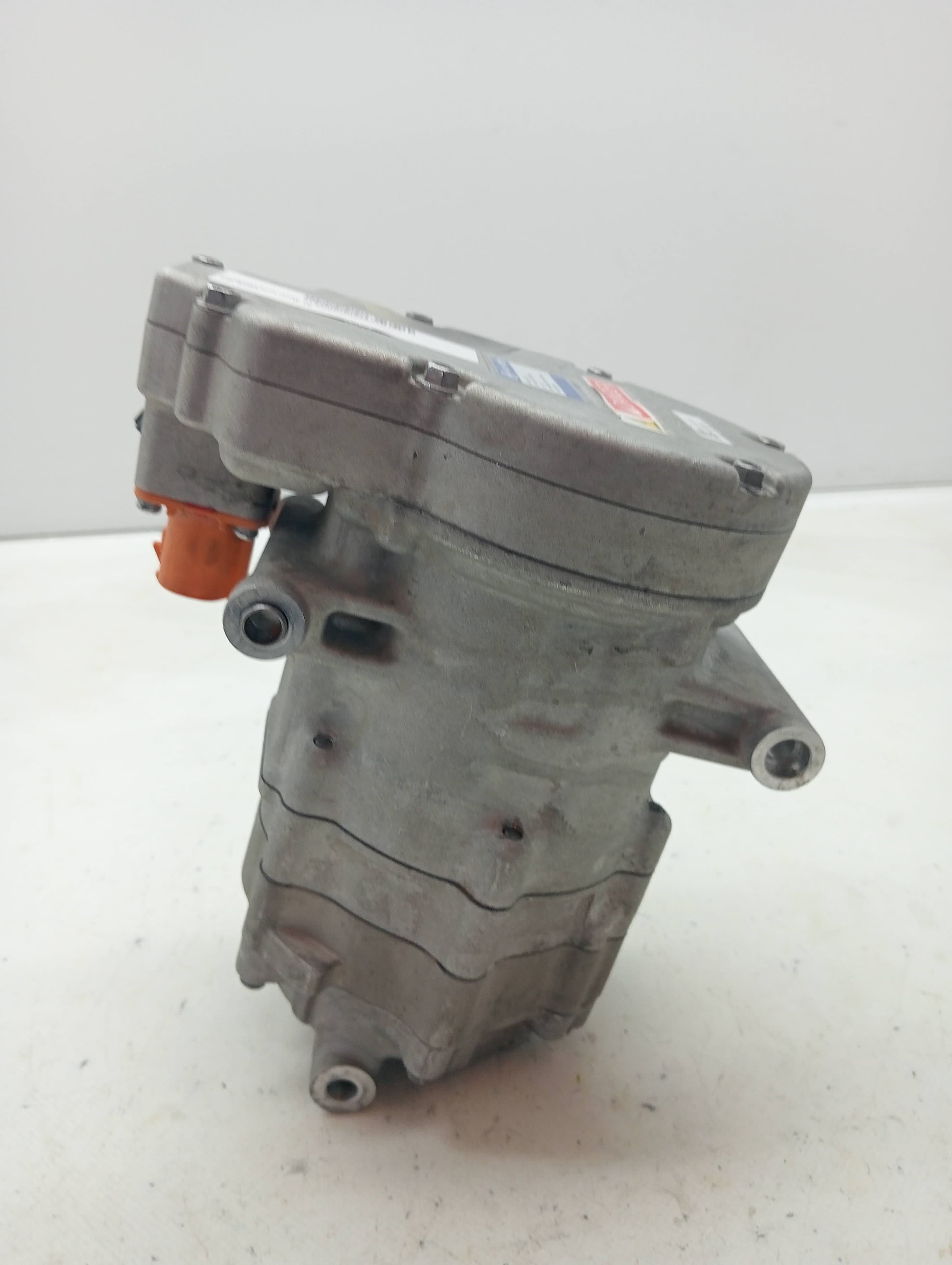 Recambio KIA NIRO ref. 97729AT000 3