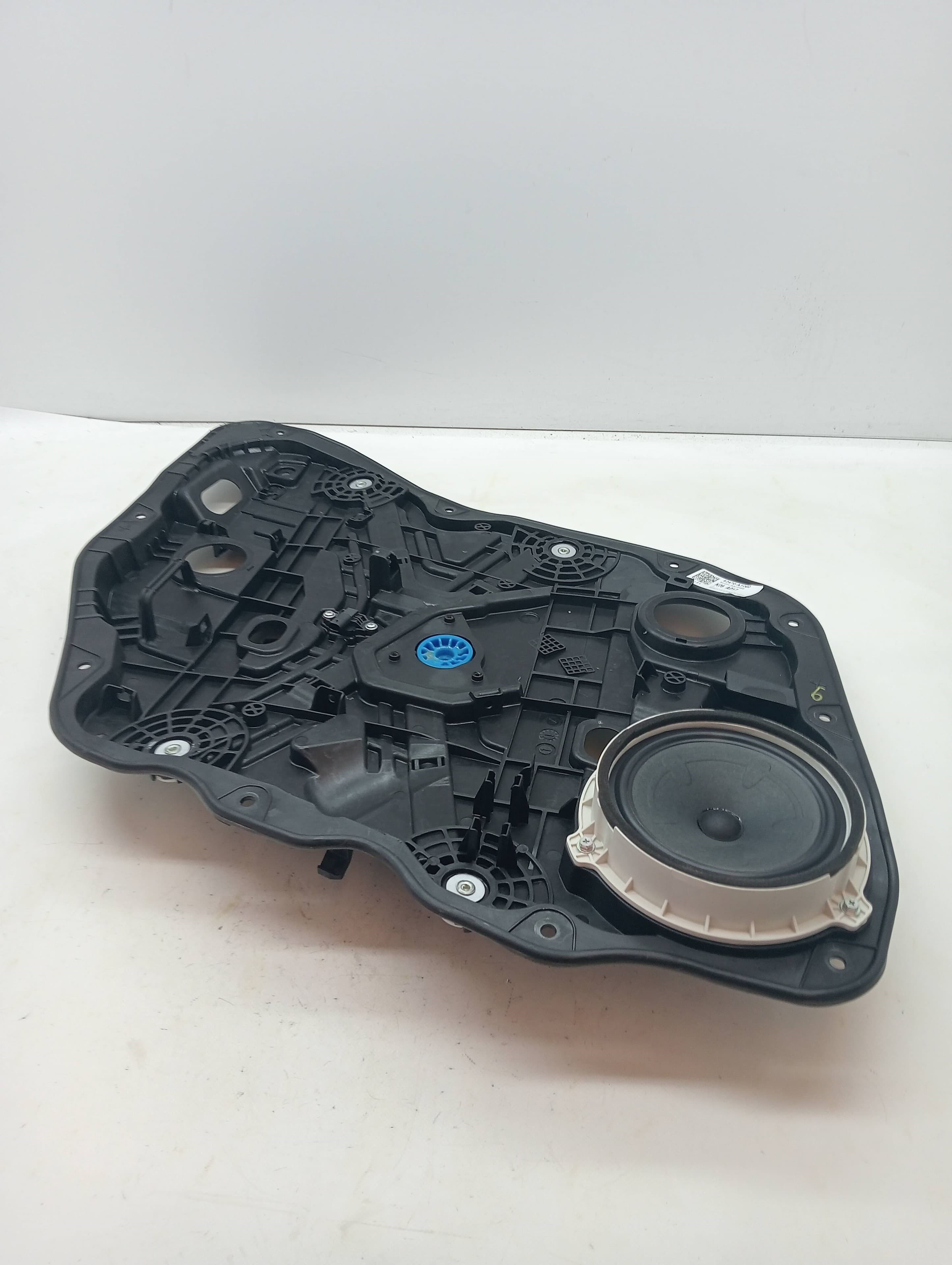 Elevalunas delantero izquierdo KIA NIRO 3