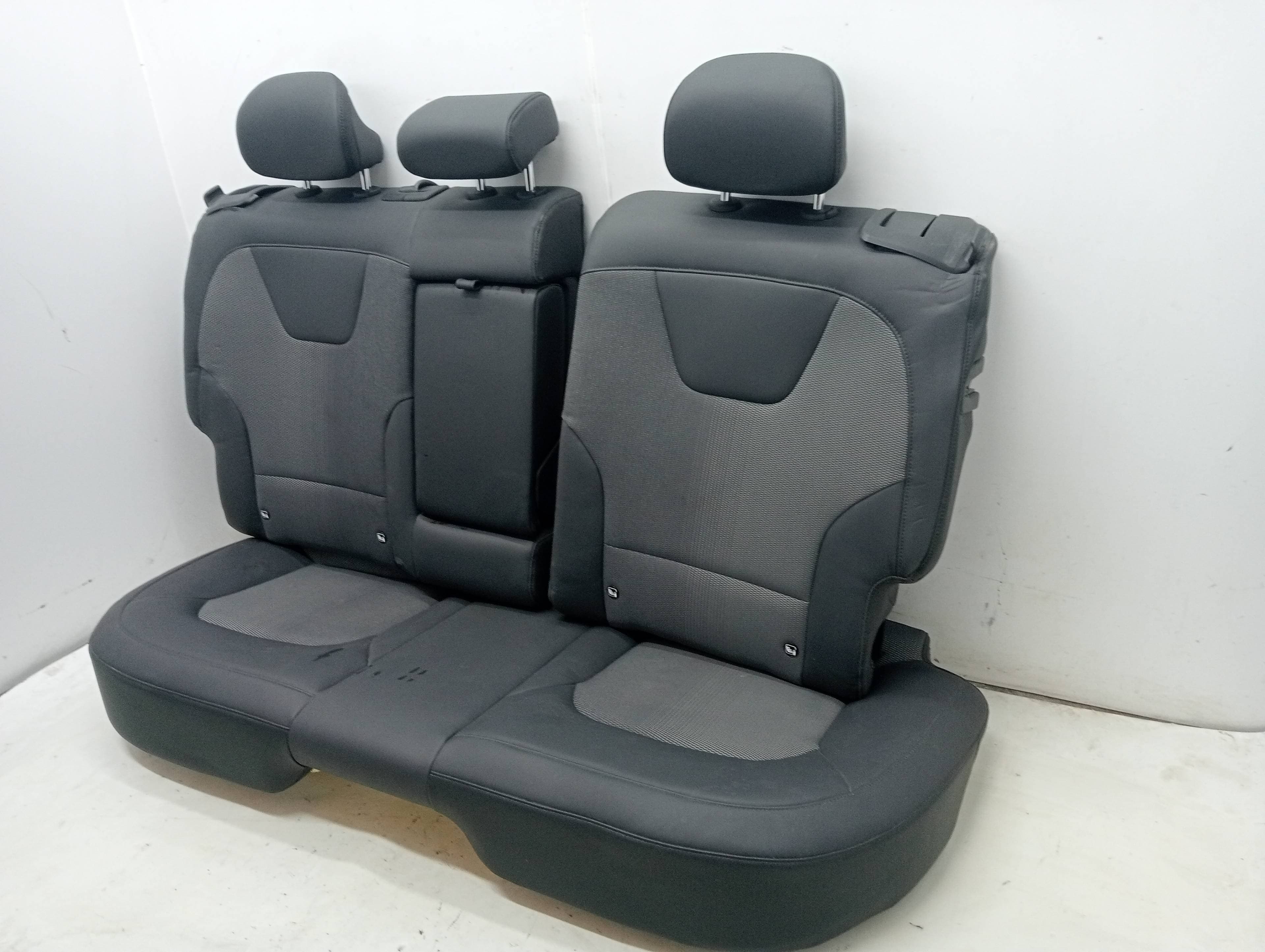 Juego asientos completo KIA NIRO 5