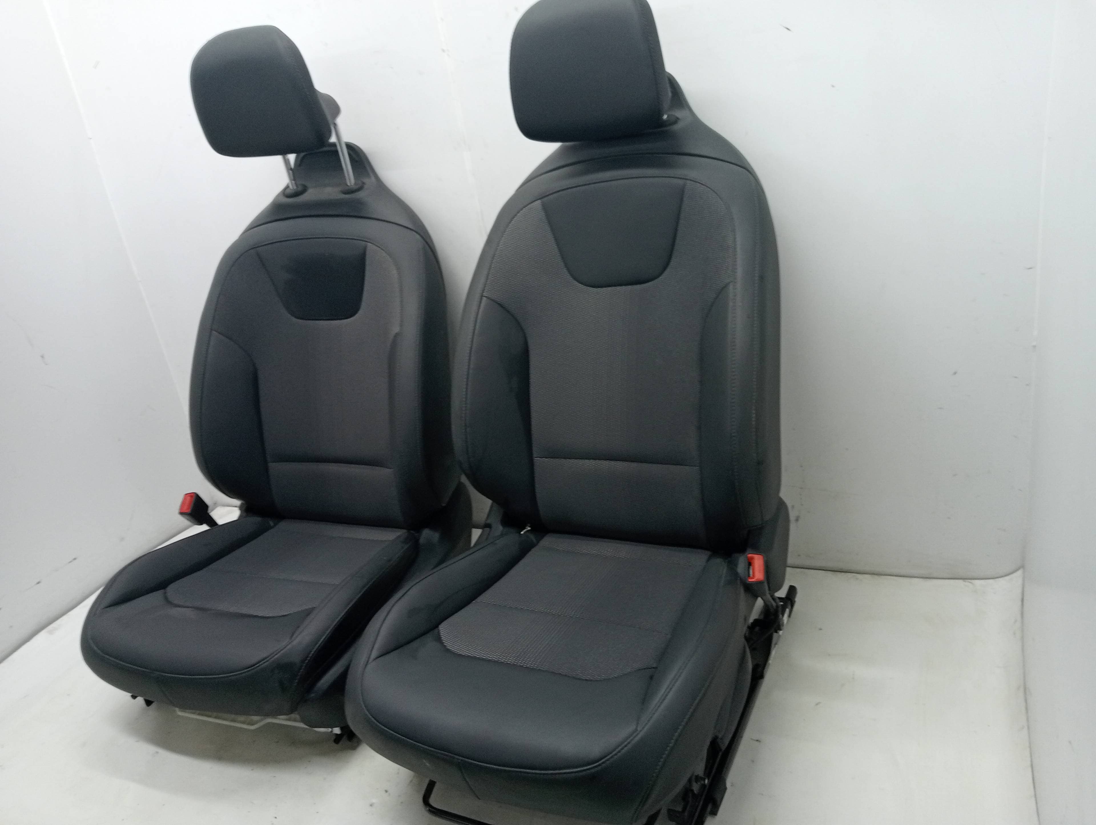 Juego asientos completo KIA NIRO 2