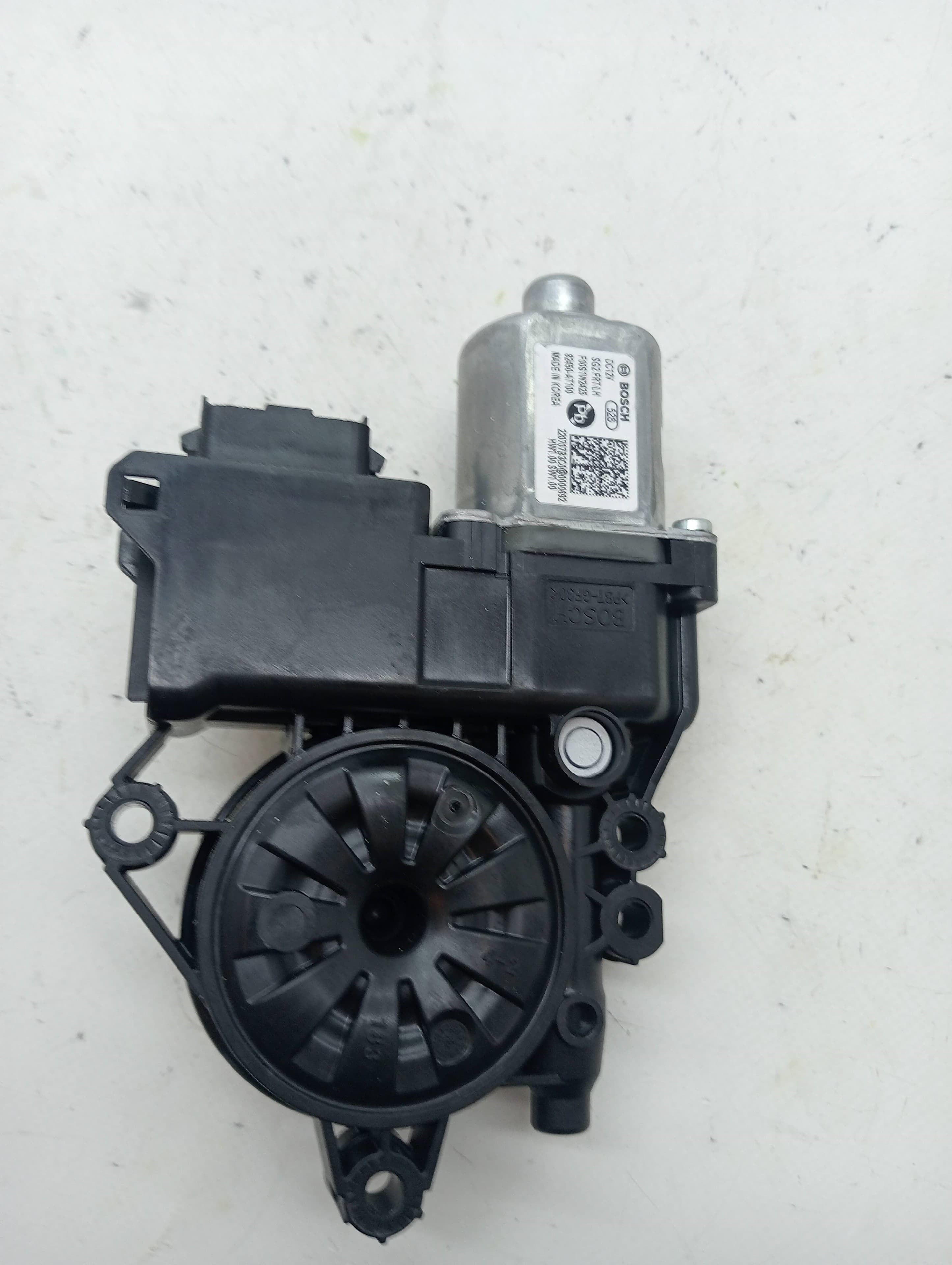 Motor elevalunas delantero izquierdo KIA NIRO 3