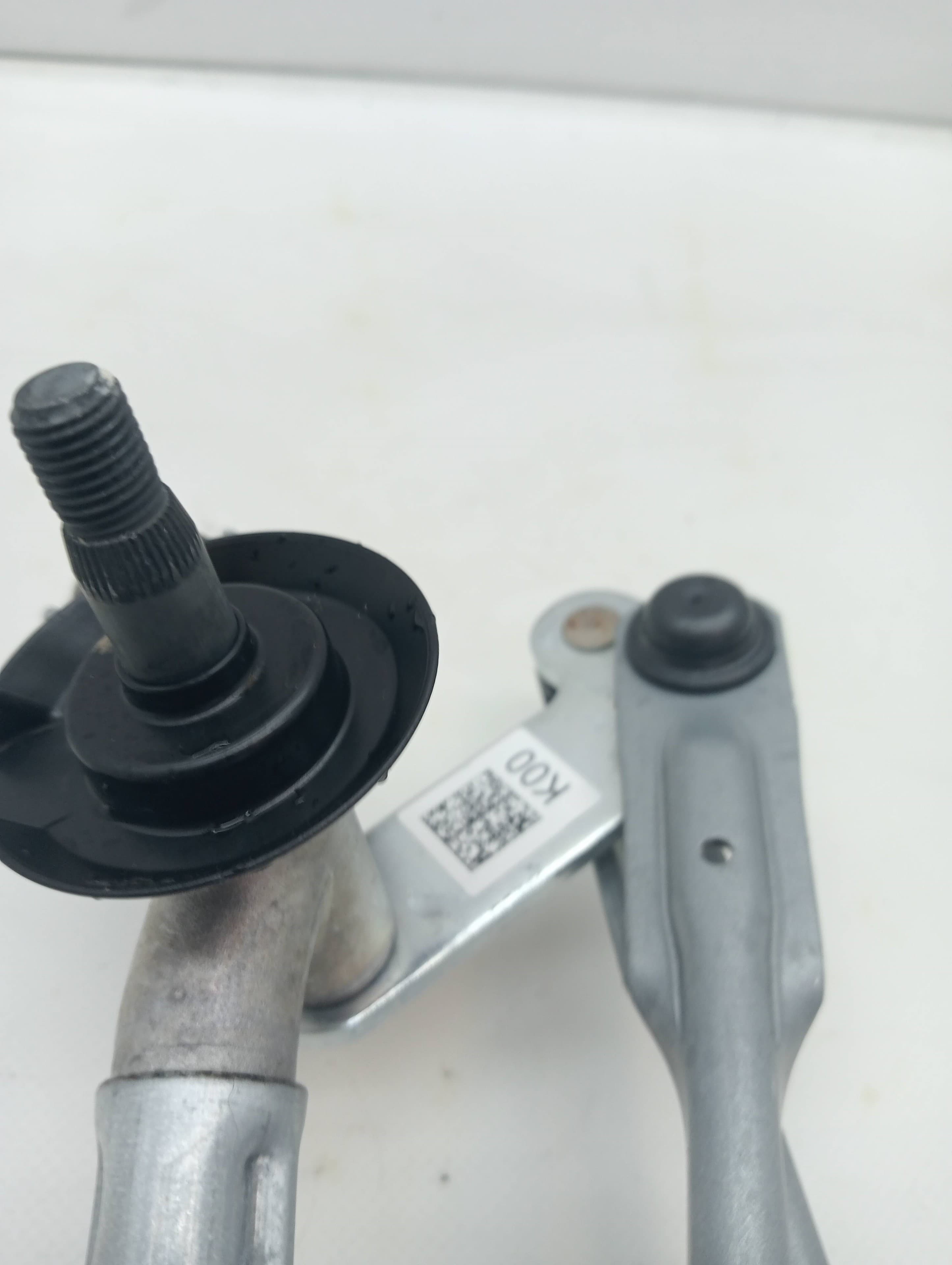 Motor limpia trasero KIA NIRO 4