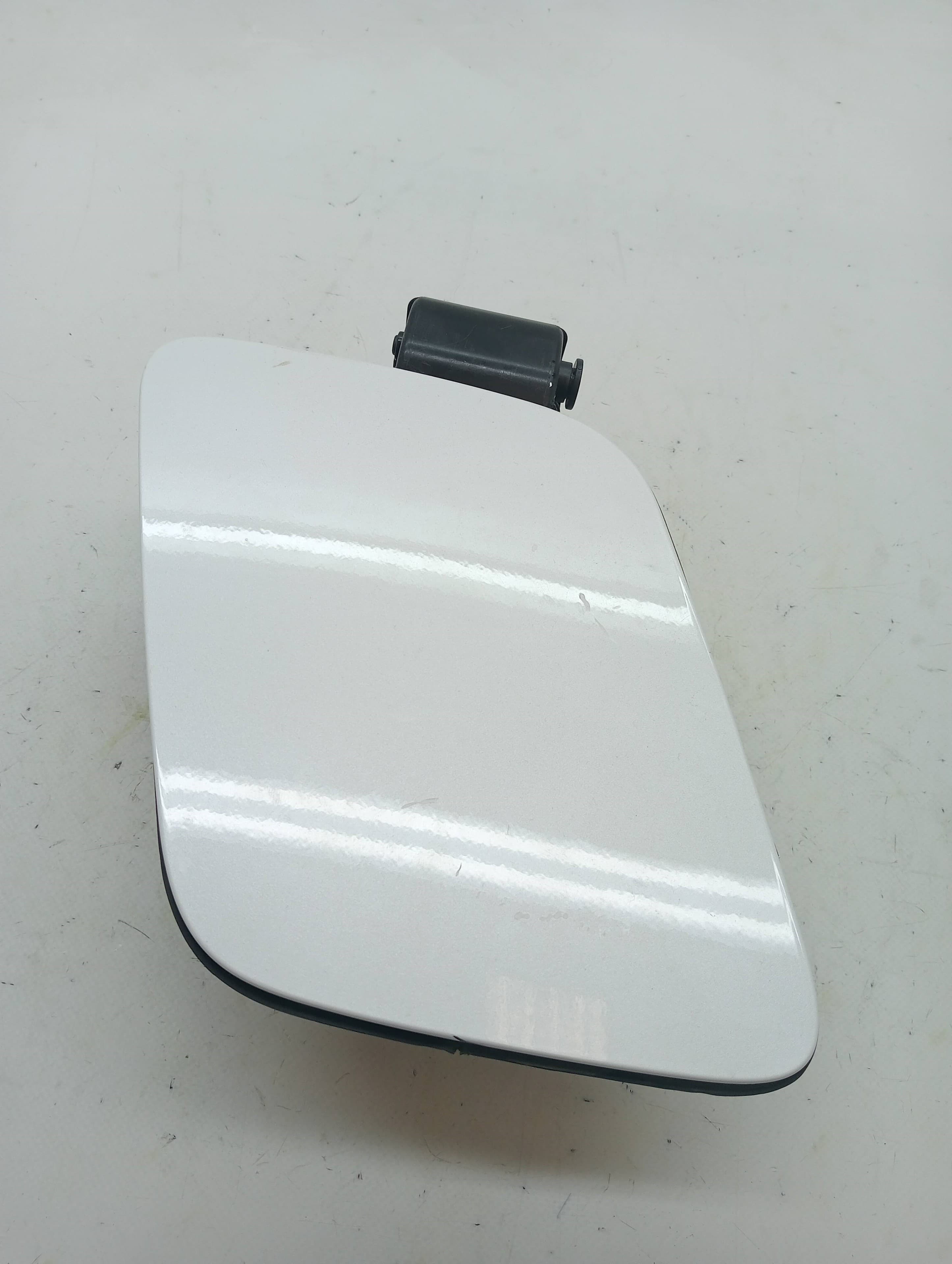 Tapa exterior combustible KIA NIRO