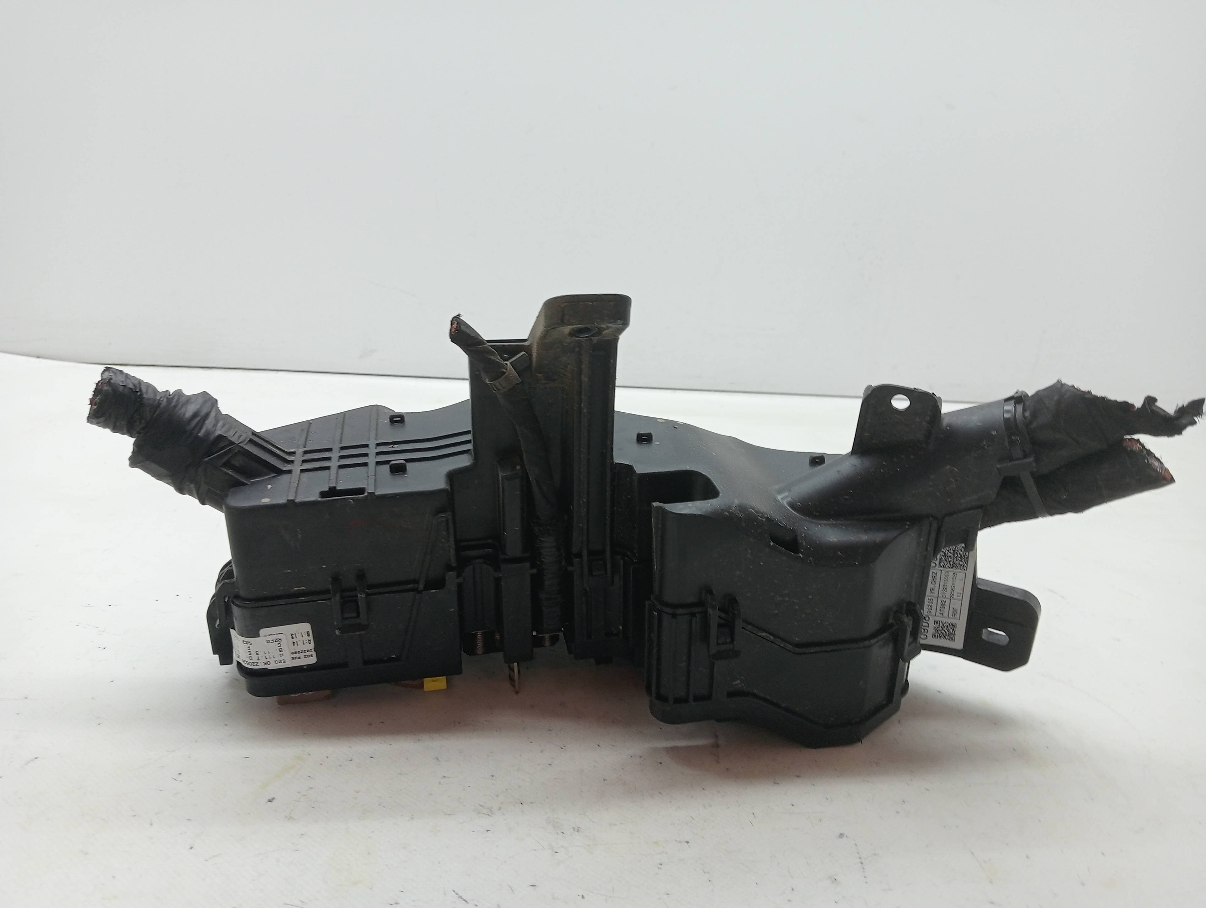 Caja reles / fusibles KIA NIRO 3
