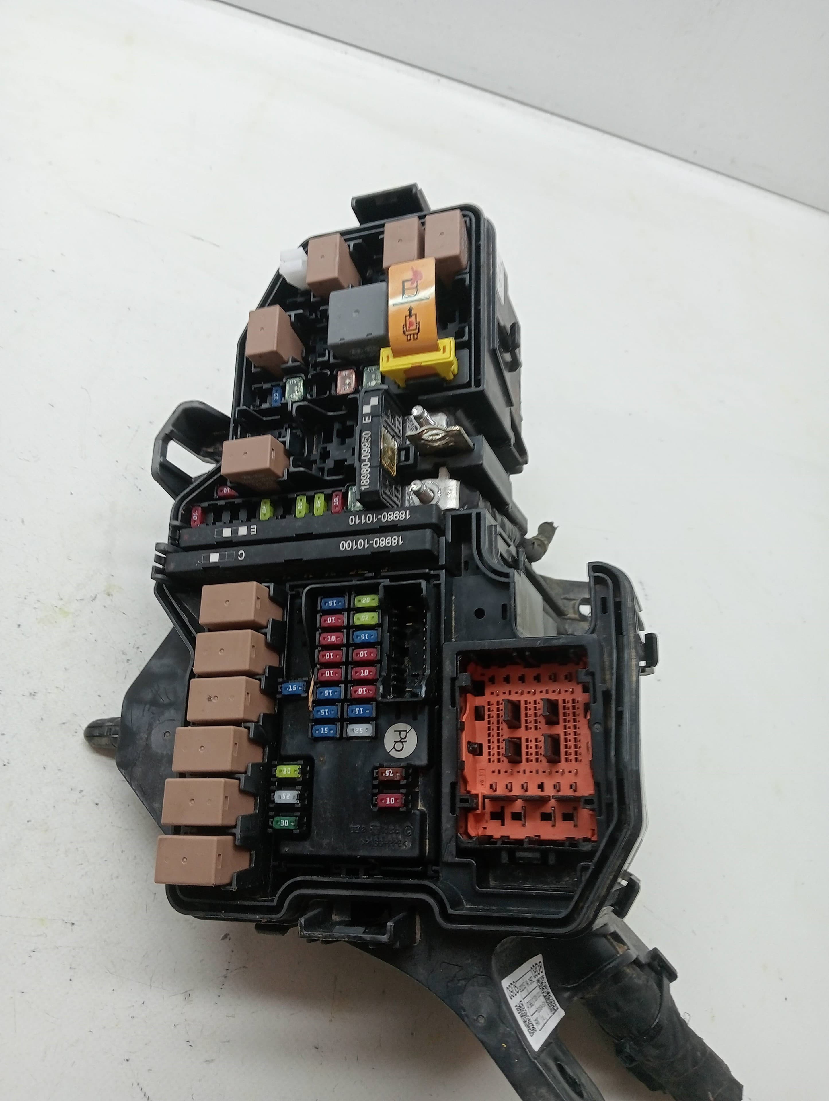 Caja reles / fusibles KIA NIRO