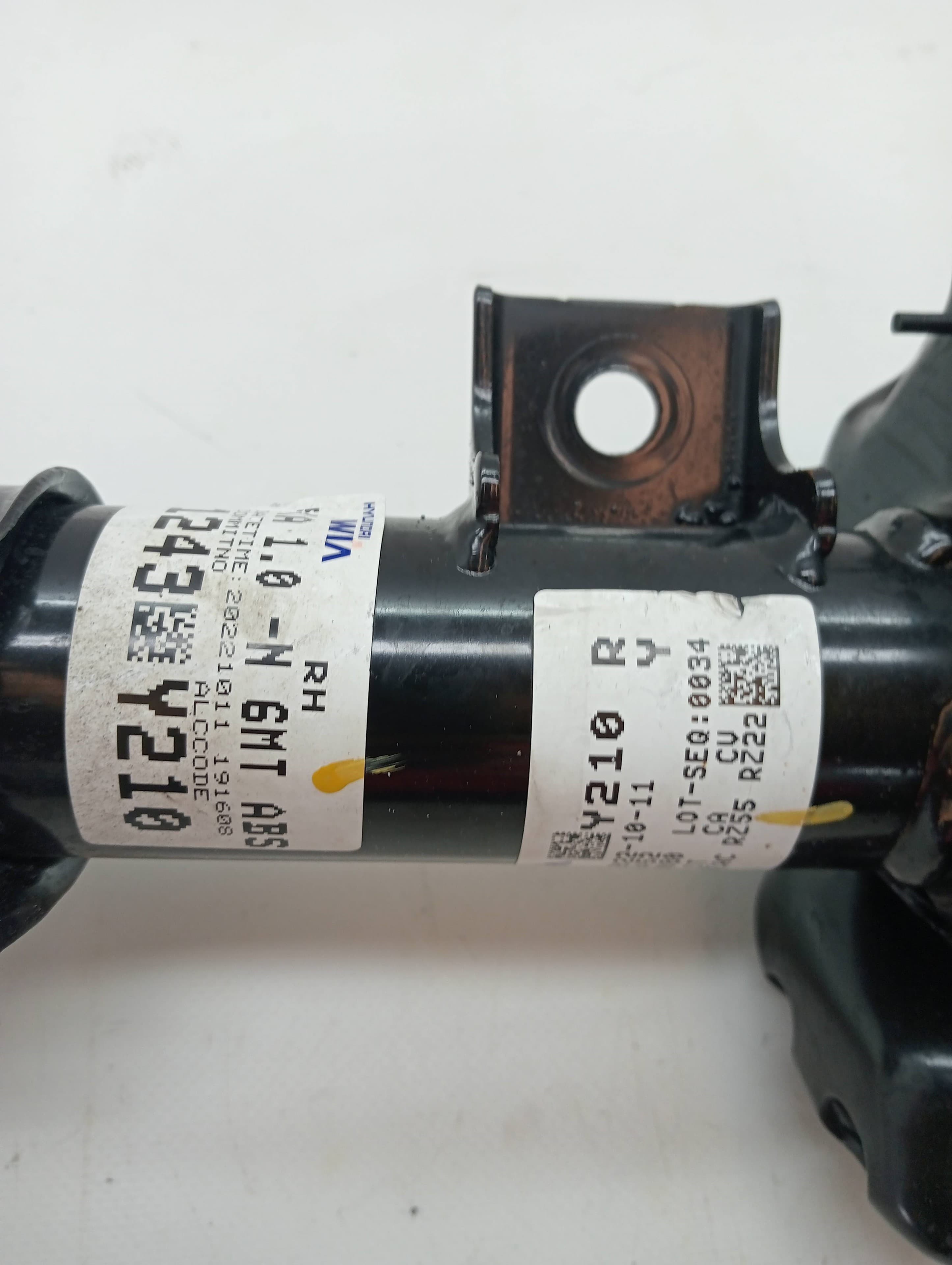 Amortiguador delantero izquierdo KIA RIO (YB) 3