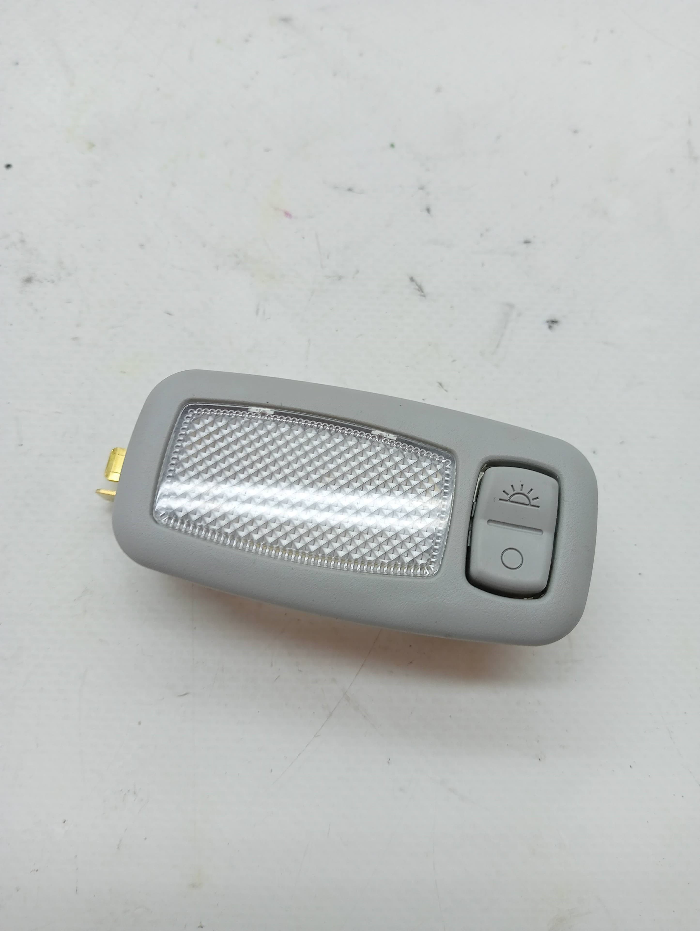 Luz interior KIA RIO (YB)