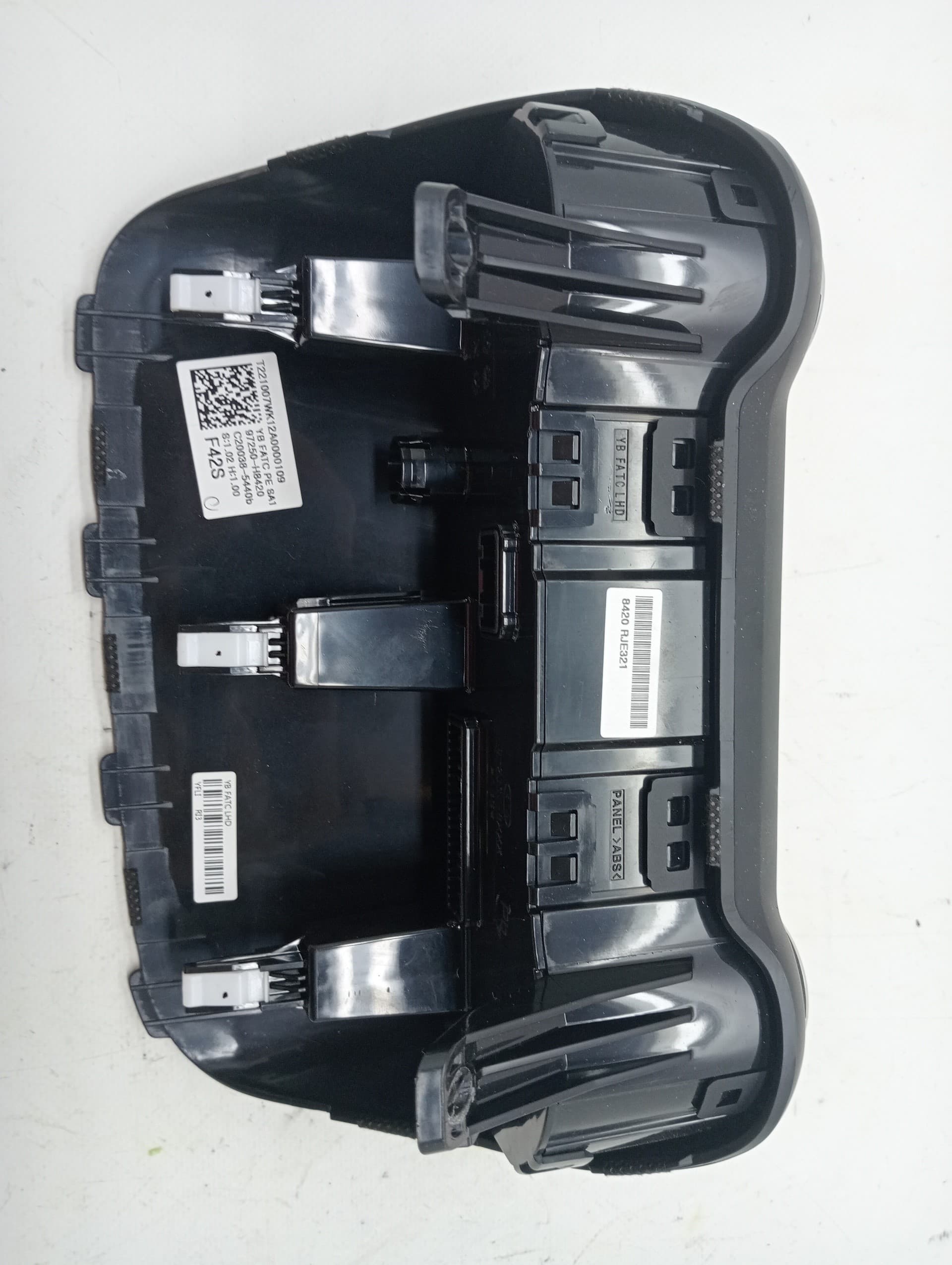 Recambio KIA RIO (YB) ref. 97250H8420 2