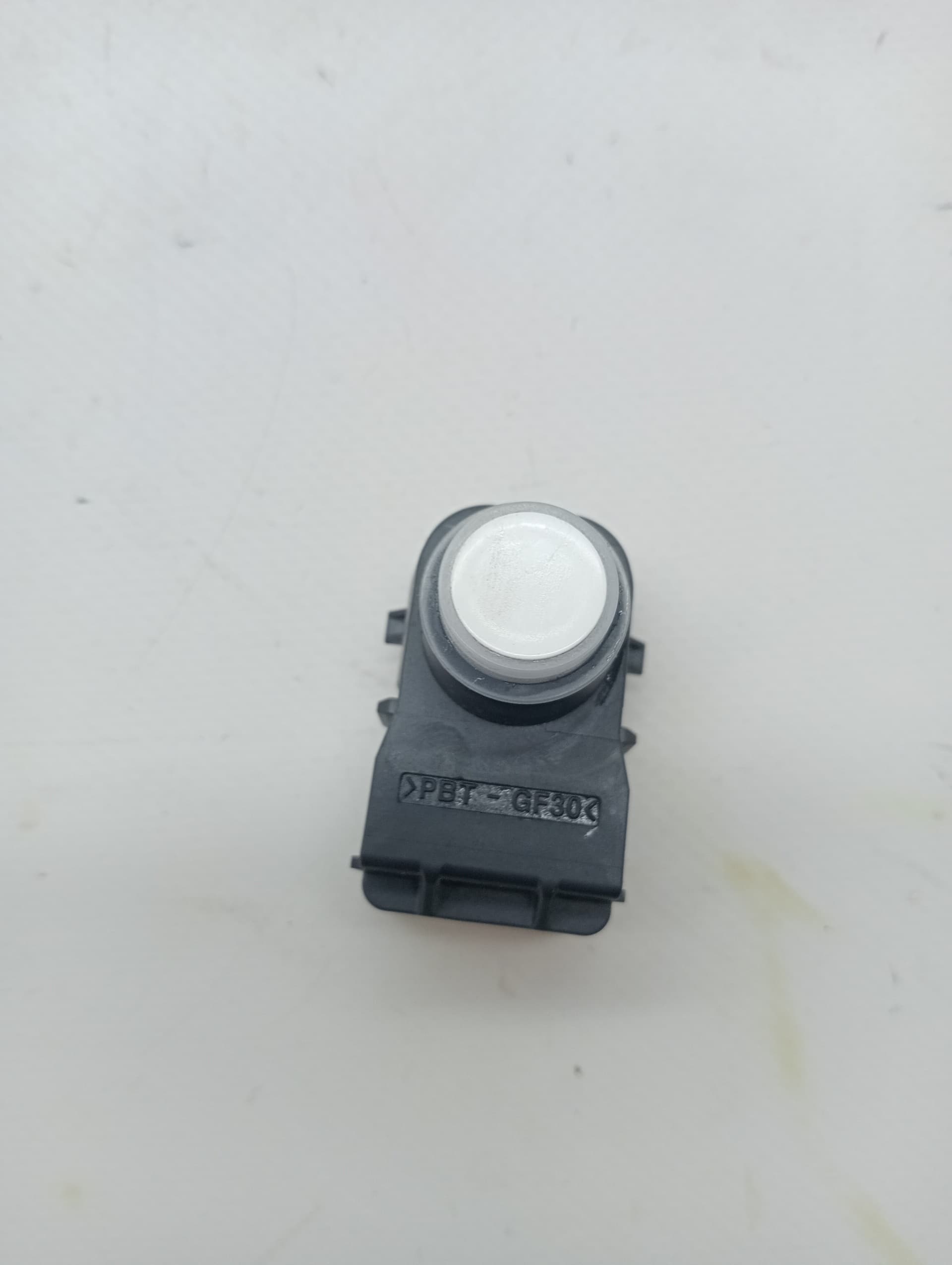 Sensor de aparcamiento KIA RIO (YB)