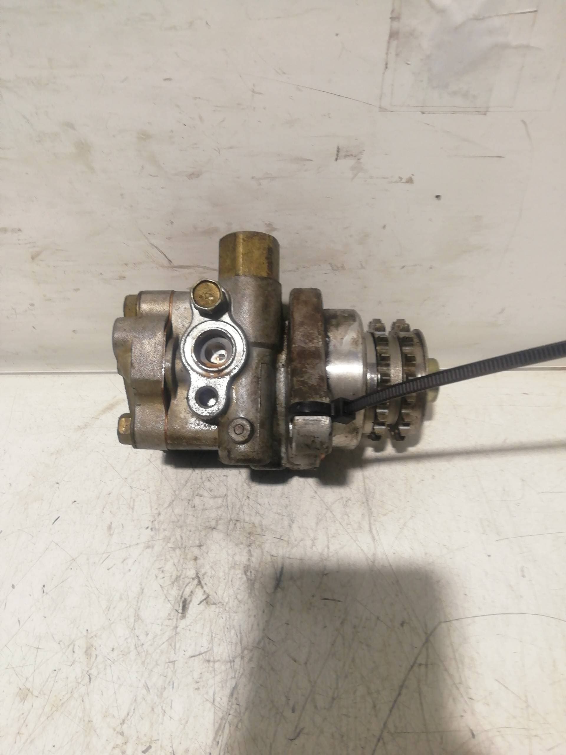 Bomba direccion NISSAN ALMERA TINO (V10M) 4