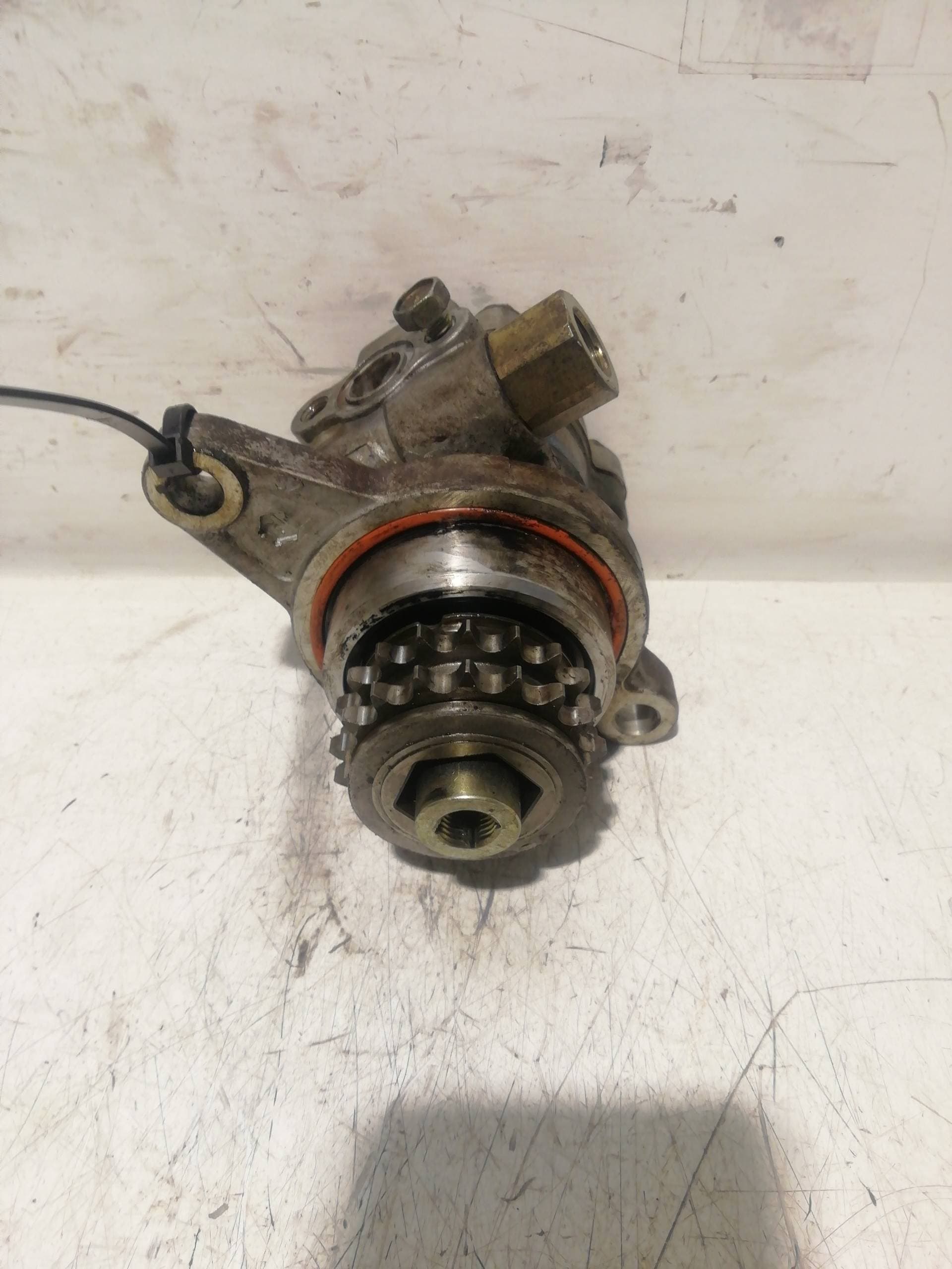Bomba direccion NISSAN ALMERA TINO (V10M) 3