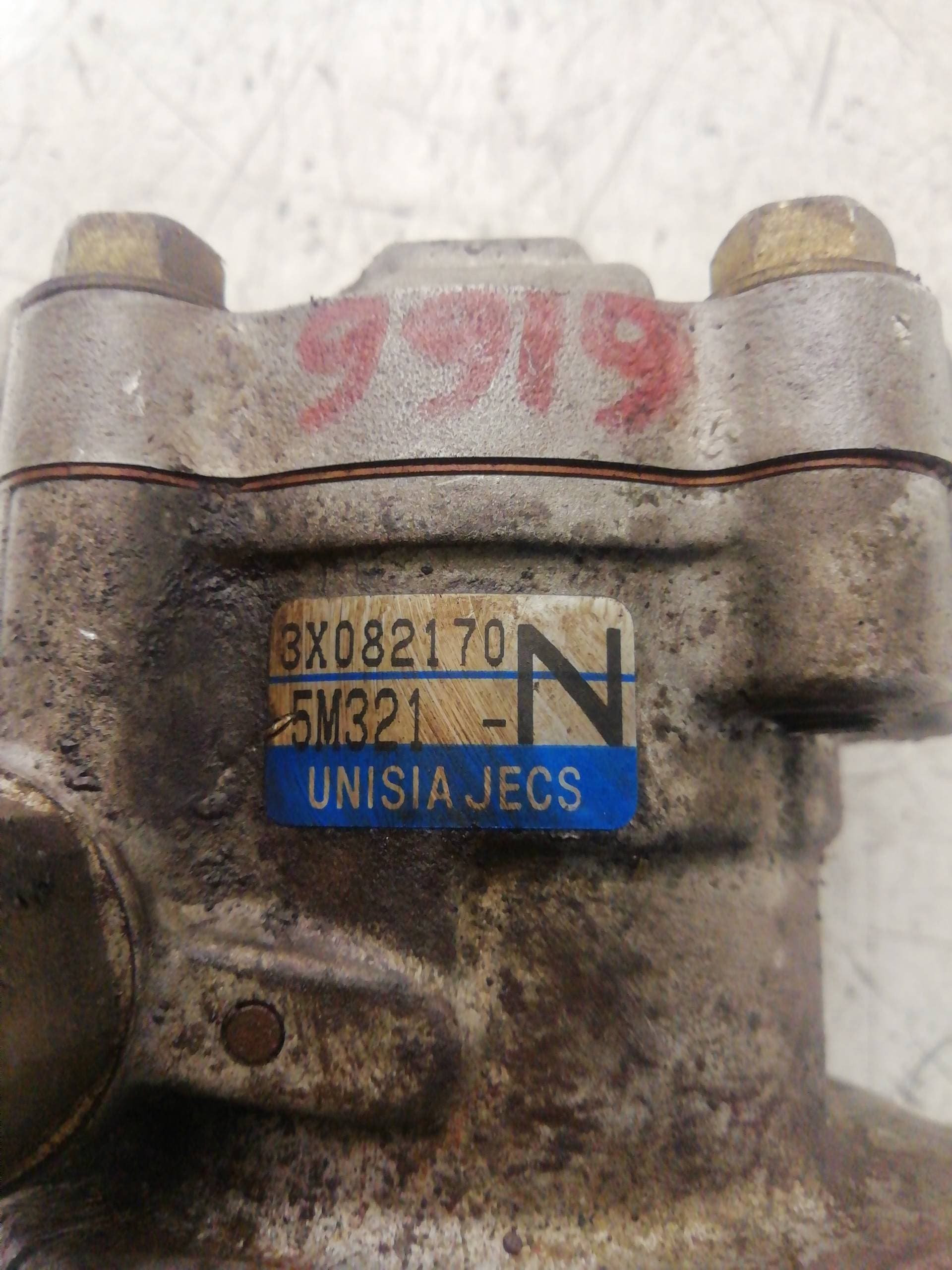 Bomba direccion NISSAN ALMERA TINO (V10M) 2