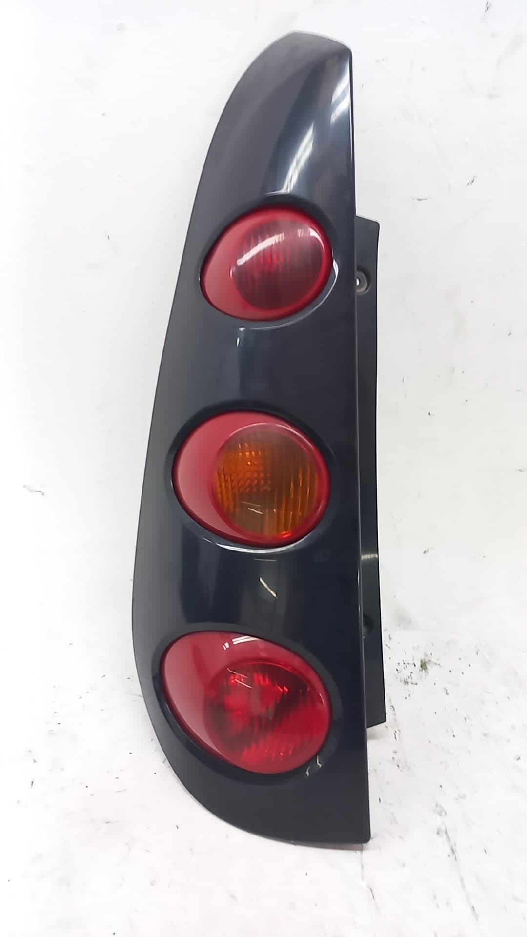 Piloto trasero izquierdo SMART FORFOUR