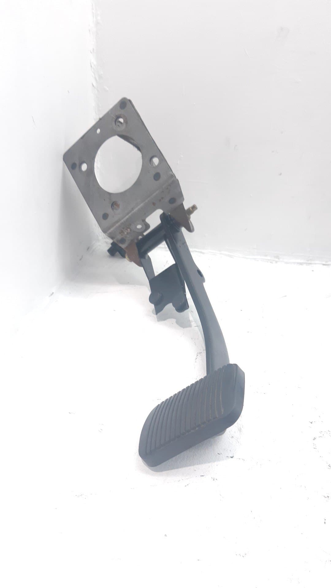 Pedal freno MAZDA 2 LIM