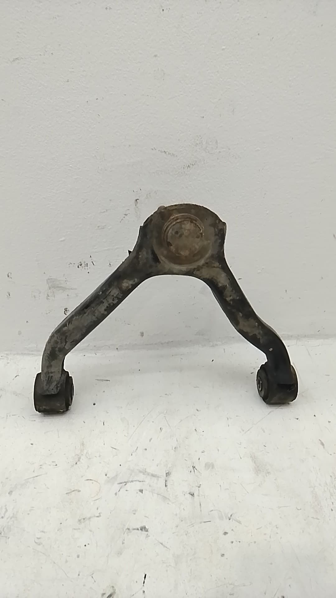 Brazo suspension superior delantero derecho SSANGYONG KYRON