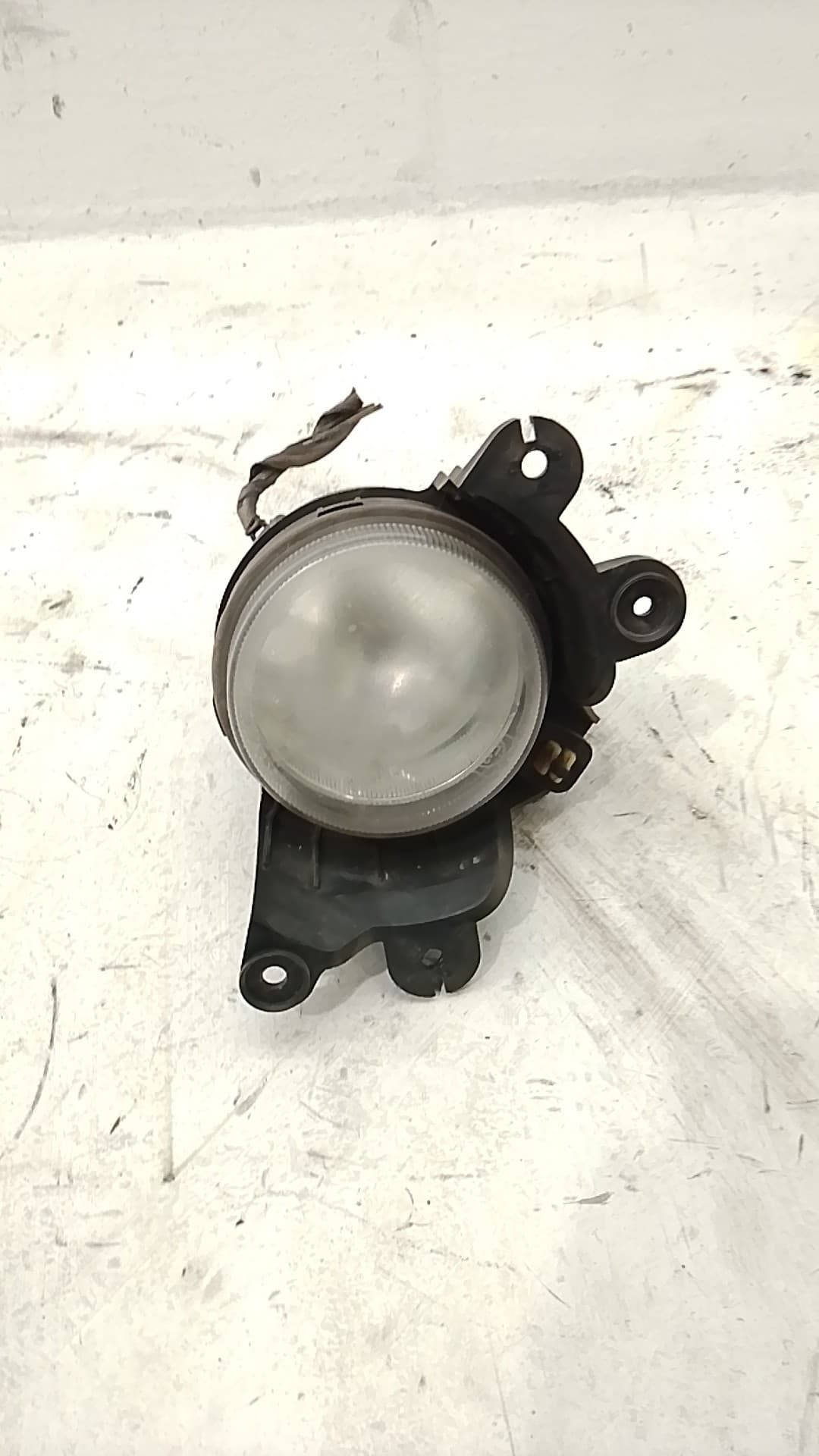 Faro antiniebla derecho SSANGYONG KYRON