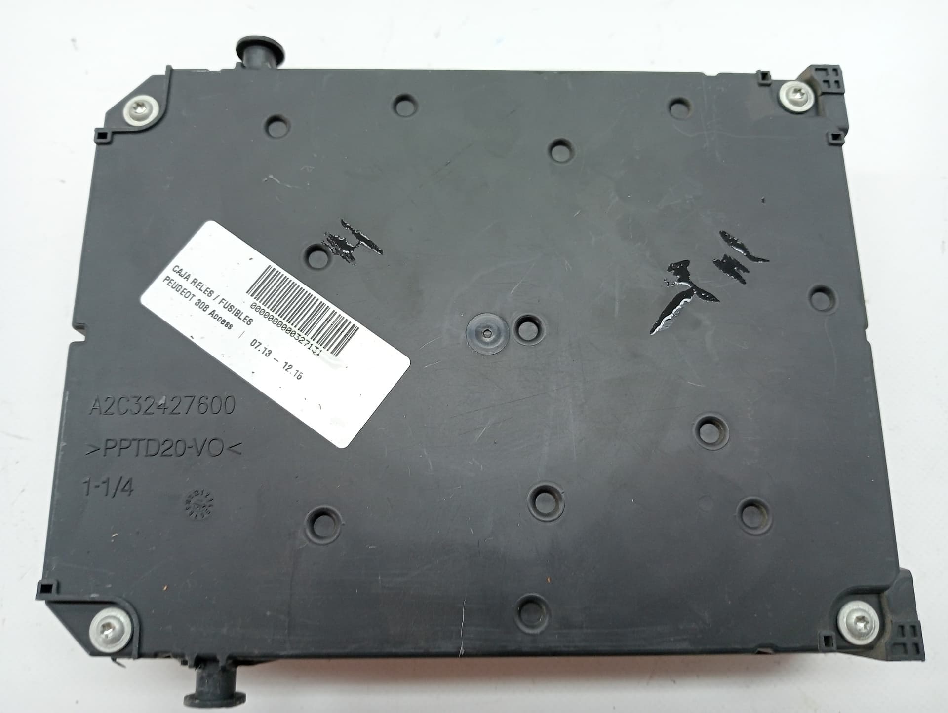 Caja reles / fusibles PEUGEOT 308