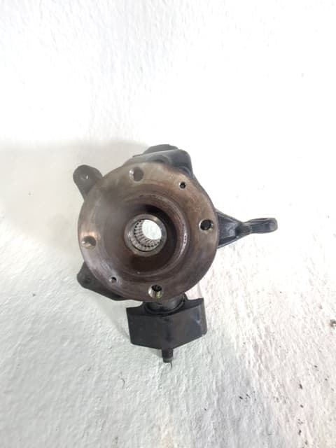 Mangueta delantera izquierda CITROEN C5 BERLINA