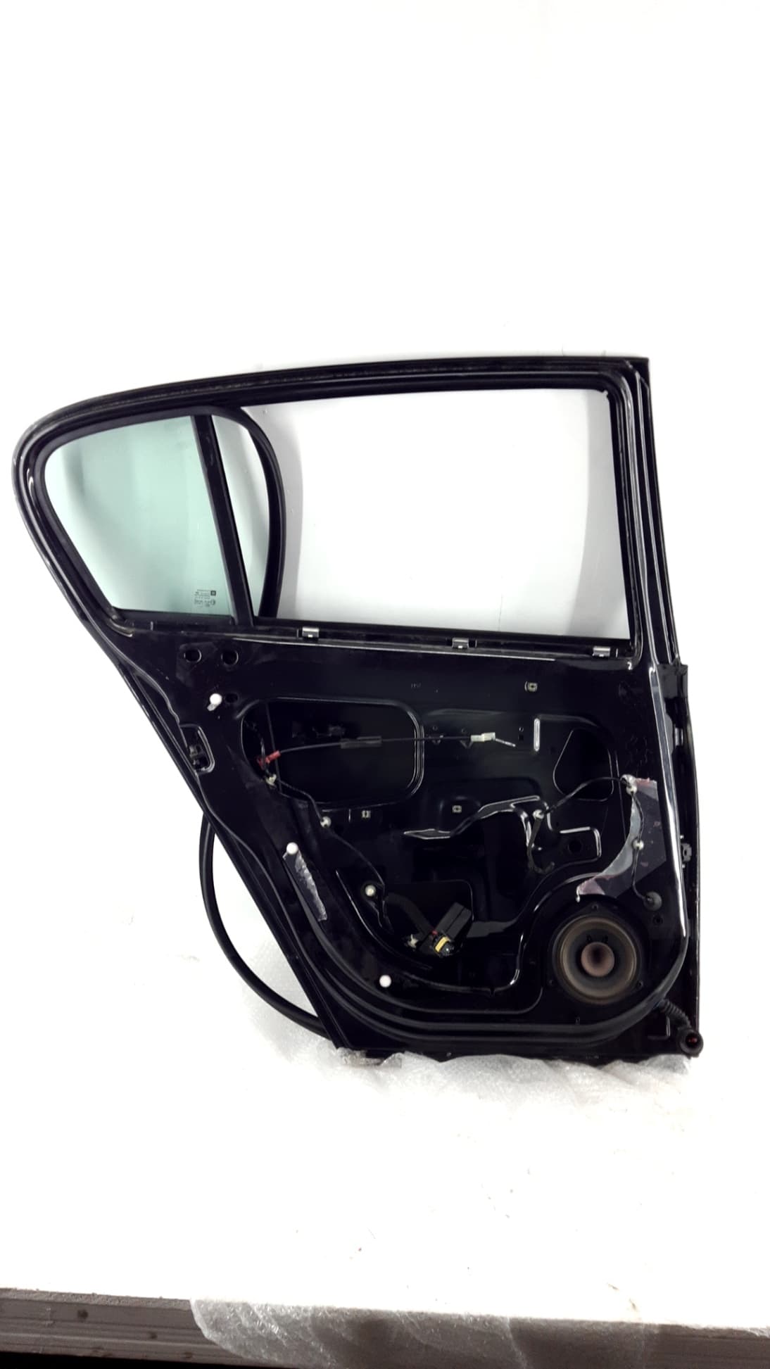 Puerta trasera izquierda OPEL ASTRA H BER. 3