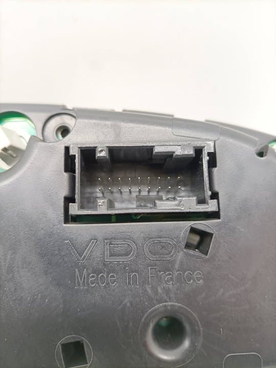 Cuadro instrumentos PEUGEOT 607 (S1) 4
