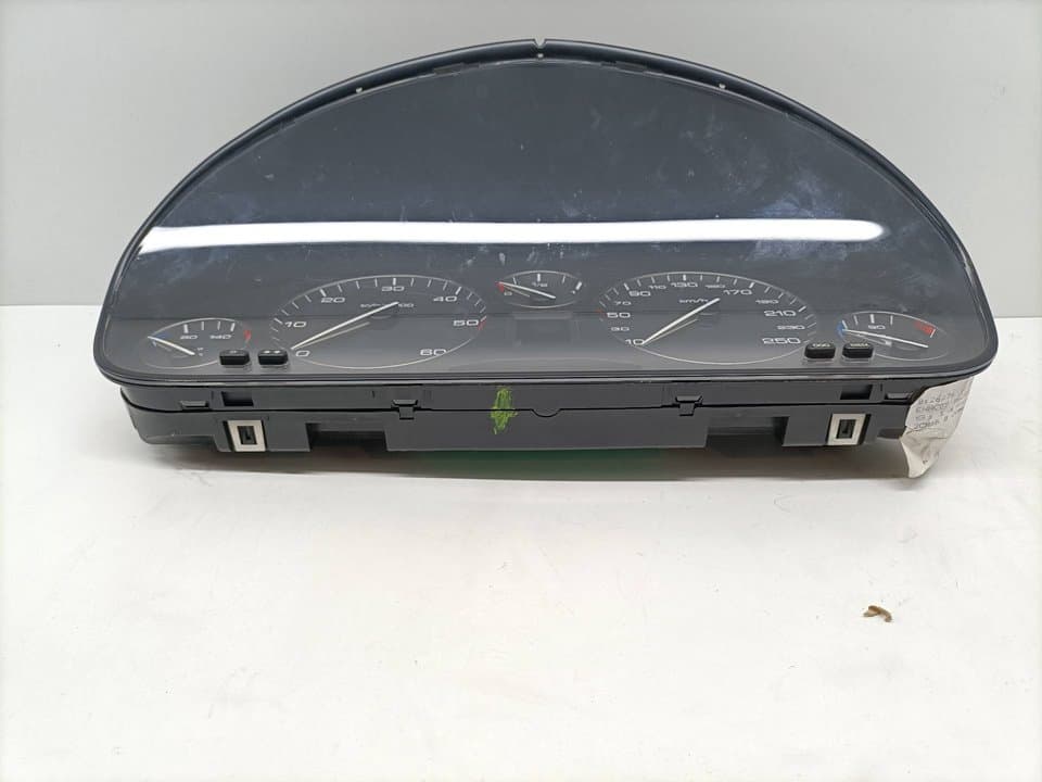 Cuadro instrumentos PEUGEOT 607 (S1) 3