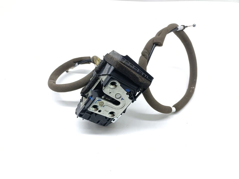 Cerradura puerta trasera derecha NISSAN QASHQAI (J11)