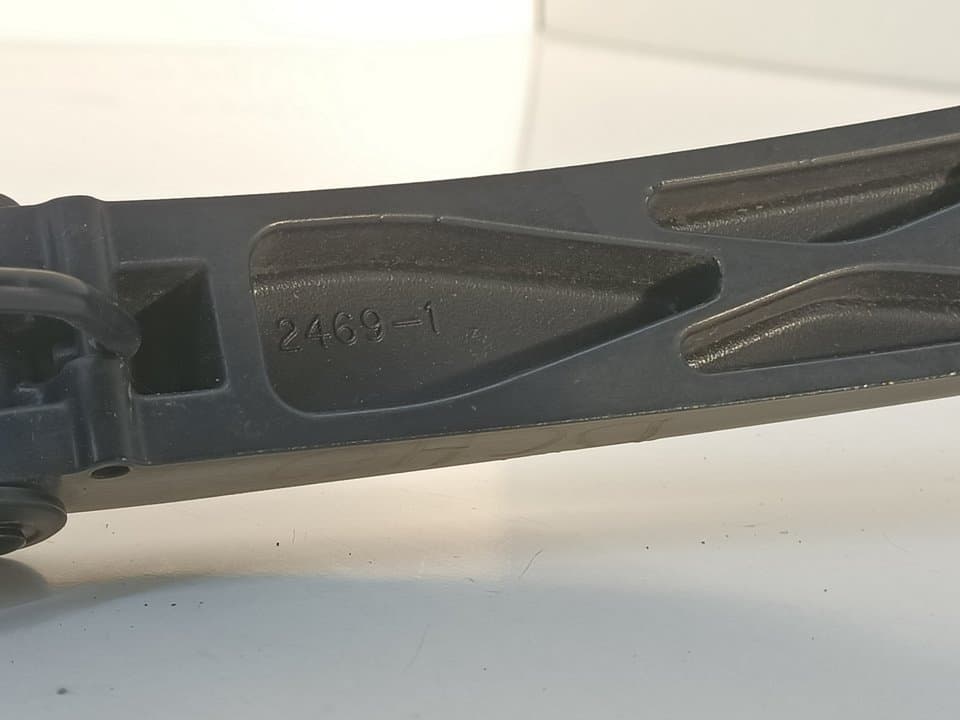 Brazo limpia delantero derecho NISSAN QASHQAI (J11) 2