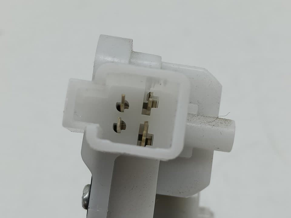 Cerradura maletero / porton NISSAN QASHQAI (J11) 3